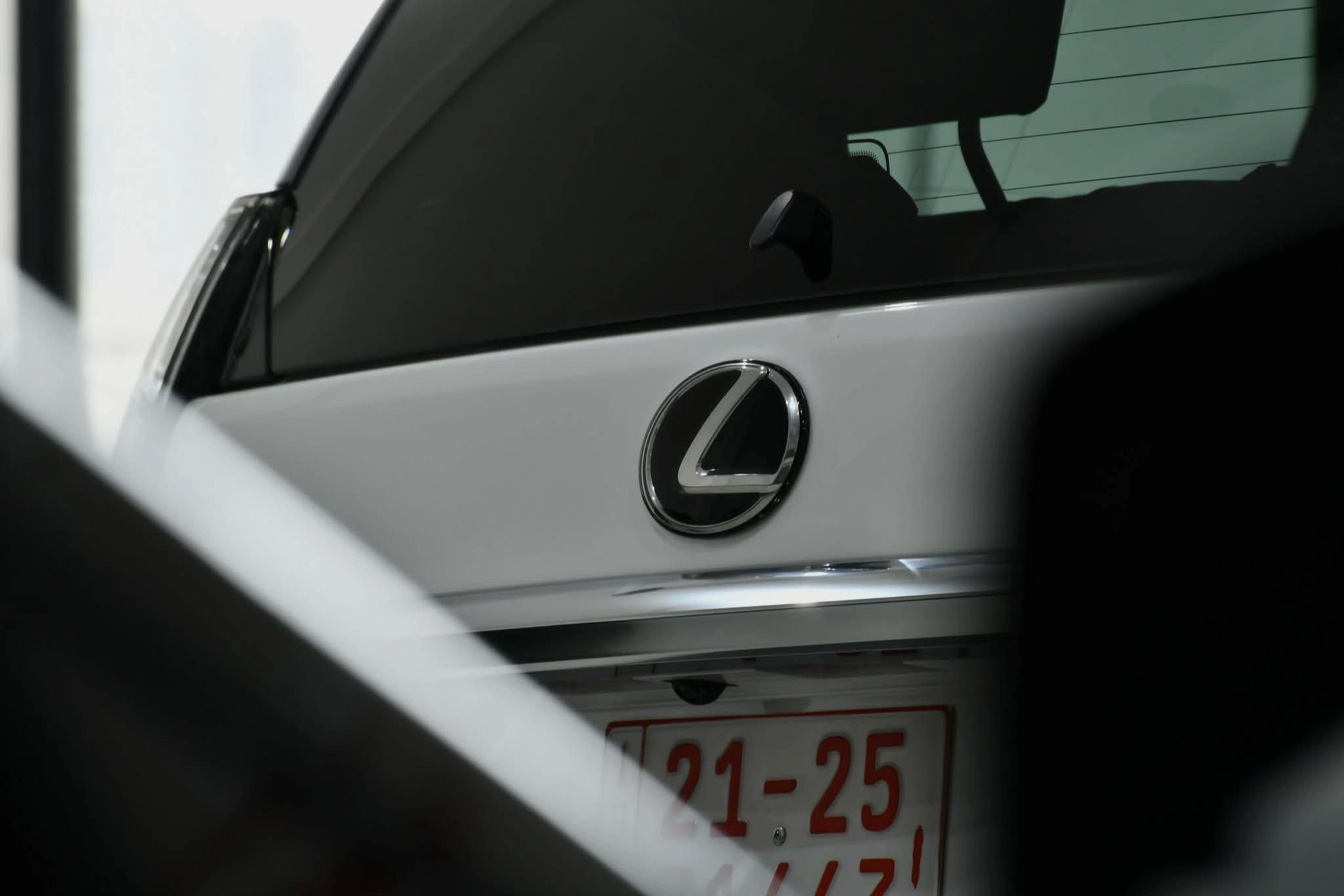 للبيع Lexus GX 460 2023 • اللون: أبيض • المكينة: 8 سلندر V8 • الممشى: 33,000 ميل • الضرر: صفحة السايق صبغ • السيارة نظيفة ومواصفاتها ممتازة           � السعر:295 ورقة    📍للمعلومات اكثر يرجى التواصل على الرقم *********** واتس اب او اتصال شكرا لتواصلكم معنا🙏
