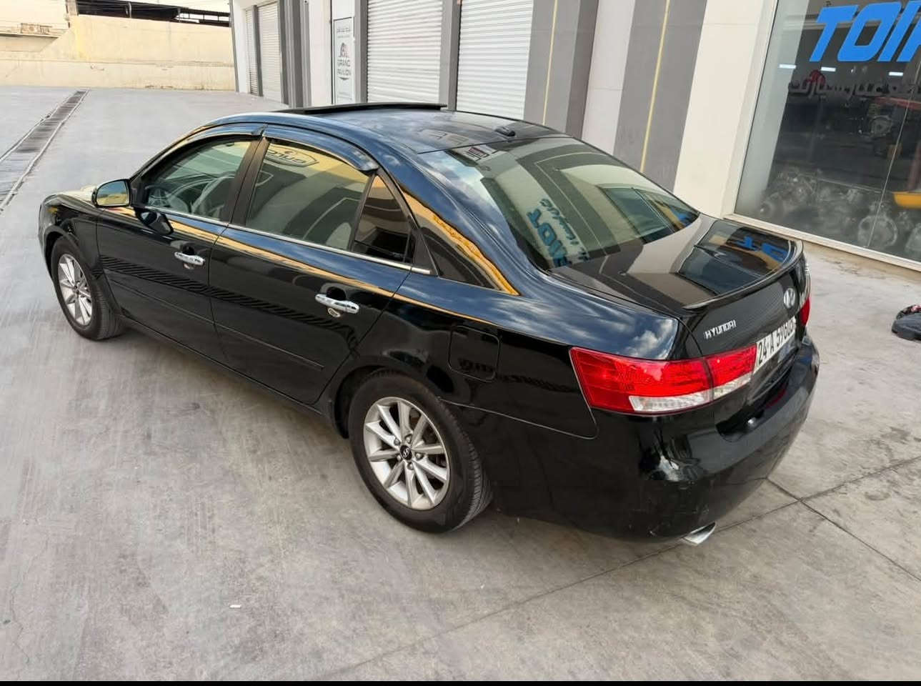 للبيع
سوناتا موديل 2008 فول مواصفات Lemted حجم محرك 6سلندر بشرط سيارة بيها بس داير خلفي صبغ رقم جديد سيارة حلوة وجاهزة مواصفاتها معروفة سلايت تحكمات شاشة تبريد ثلج لايت زنون ويل كب مكان السيارة موصل السعر 93 وبيها مجال 

‭***********‬

‭***********‬
