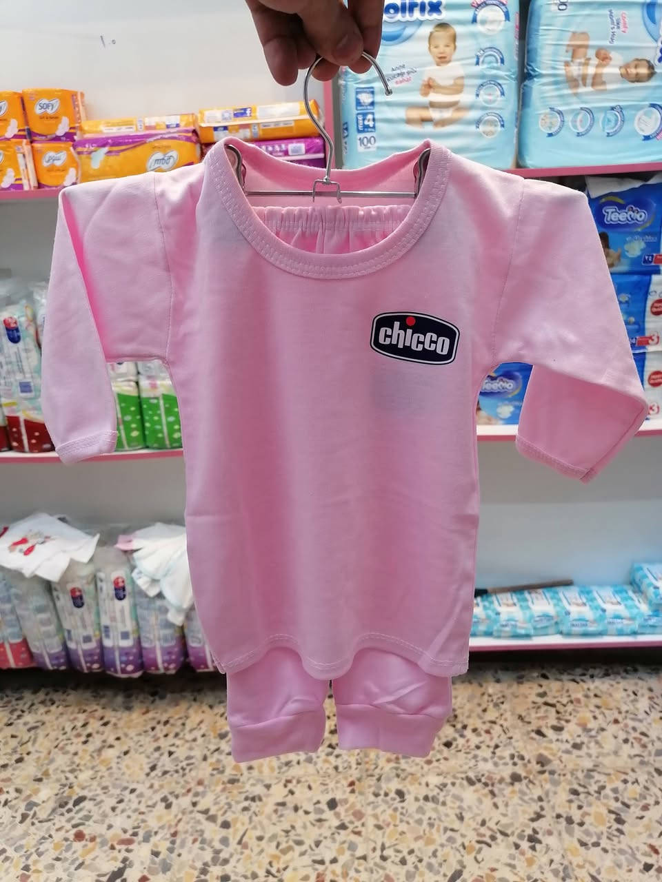 🛍️ تأخرنا عليكم بالطلبات… بس هالمرة راح نفرحكم! ❤️
وصلت دفعة جديدة من مستلزمات حديثي الولادة والأطفال 👶🏻✨
👕 تراكات بهاري لحديثي الولادة ولعدة أشهر
🧸 سيت تراك 4 قطع: تراك كامل + كلاو + صدرية
🌼أوفر مخمل بكوالتي جداً عالي 
🍄جنطة العنايه بالطفل تجي 5 قطع 
👗 أثواب بناتي وولادي ردان بهاري
🍂برنص عادي وسوبر بخامة قطن 100%
👶 حضينة وگماط بـ3 فئات: عادي، وسط، وسوبر كوالتي
🩳 شورت الطفل بعد الحفاظة — مثل ما طلبتوا 😅
🎀 عصابات أطفال مفرد
🍼 فرشة ممه طبية + حلمات وممات AVEAT بجميع
الأحجام
🍼 ملهايات طبية بألوان وموديلات تخبل
🍼 ممه گزاز حديثي الولادة FISH

وهذا مو كلشي! 😍 هواي شغلات جديدة ومتوفرة داخل بيت الطفل.
📍 موقعنا: سبع البور، شارع السوداني، مقابل أفران الحيدرة، مجاور أبو حيدر للمواد الإنشائية.
🚚 التوصيل متوفر ومجاني!
📸 شفتوا شي عجبكم؟ علّقوا على الصورة ويصلكم السعر والتفاصيل.
📩 للاستفسار راسلونا على صفحة بيت الطفل أو واتساب: ***********
❤️ بيت الطفل… كلشي يحتاجه طفلك بمكان واحد.
