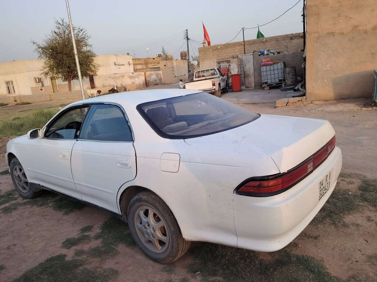 يالله مارك ٢ مكينه وكير ونجي خير من الله مكفوله سياره تخم تاير حداديه دواخل حلوه نقص سياره فقط ابطاين بيبان رقم جديد بسمي تبريد شغال كرهبايات كله شغاله غير متواجد علا فيس سعر 46 وبيه مجال قليل ***********
