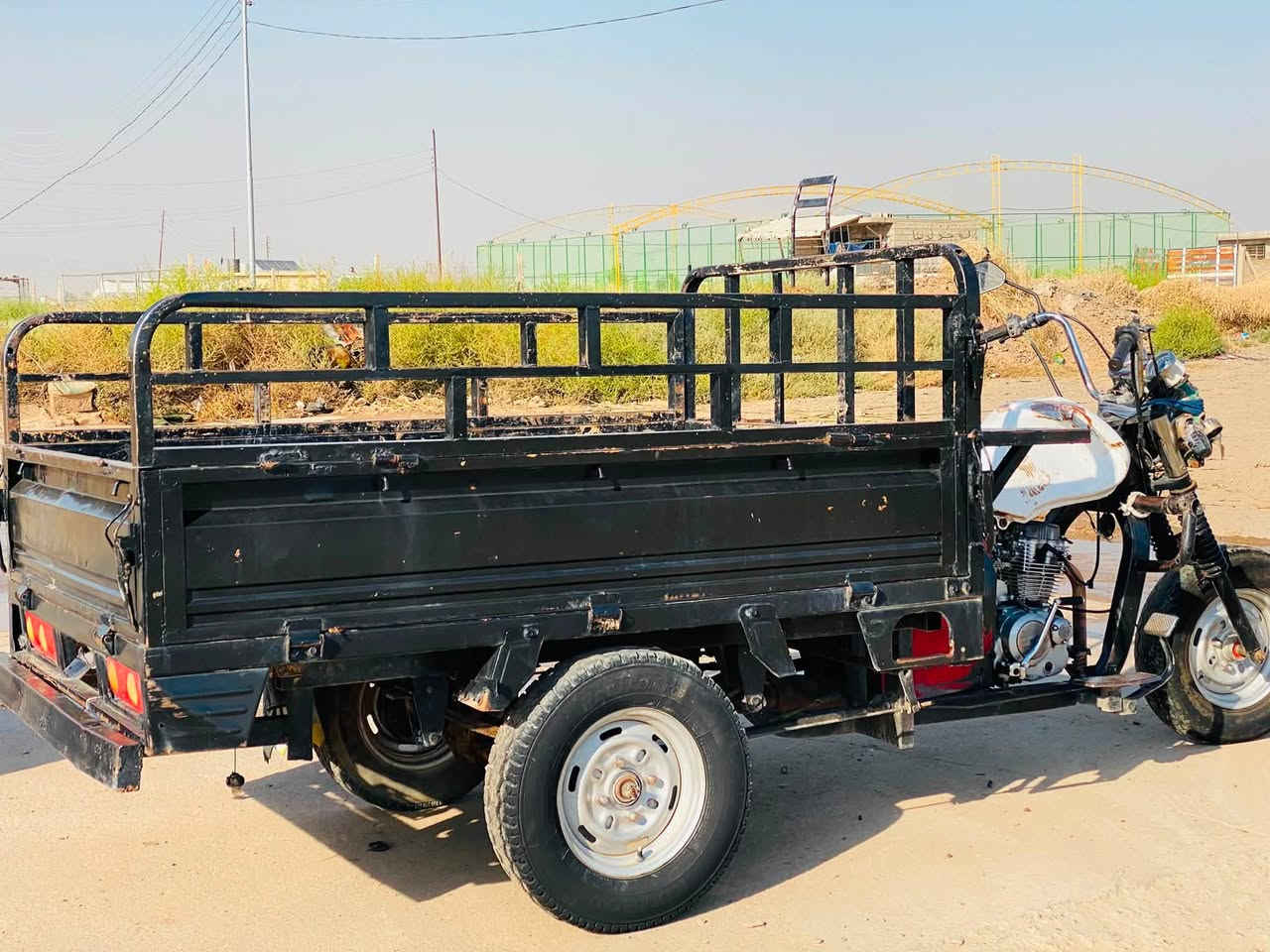 السلام عليكم ورحمة الله وبركاته
ستوته ديوان للبيع 

الستوته عيزهاا كم قرض 

محرك لااتنقيص ولاا تبخير 

توير جدد 

السعر مناسب اتصال 📞 

***********

المكان صلاح الدين قضاء الدجيل 

شارع القاعدة الثاني

