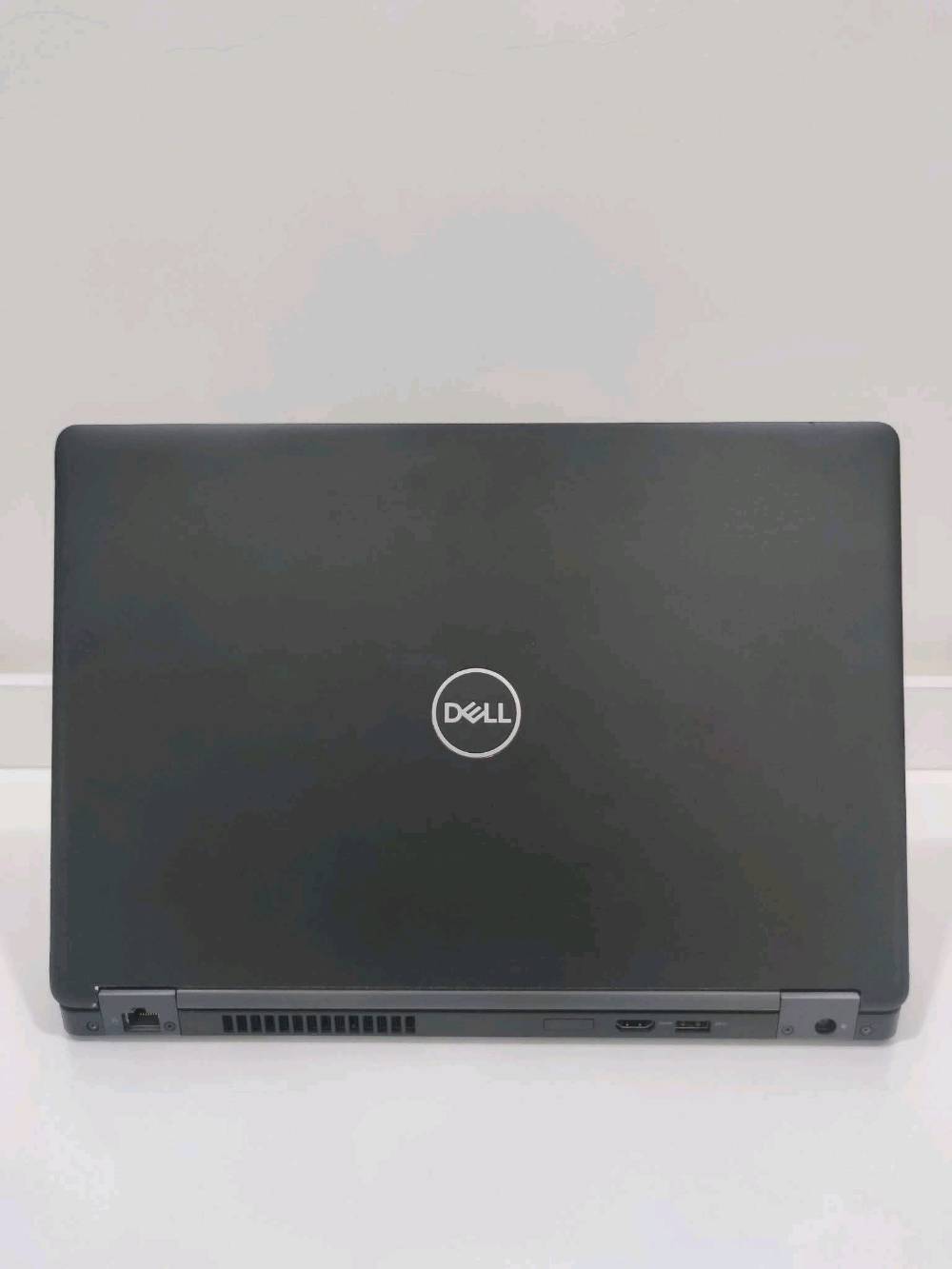 Dell • i5 الجيل الثامن • SSD ٢٥٦جيجا