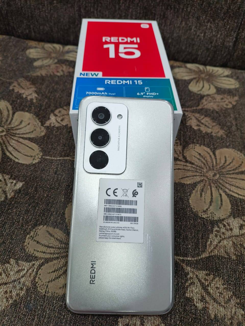 ريدمي 15 • ٢٥٦+١٦ • بطارية ٧٠٠٠