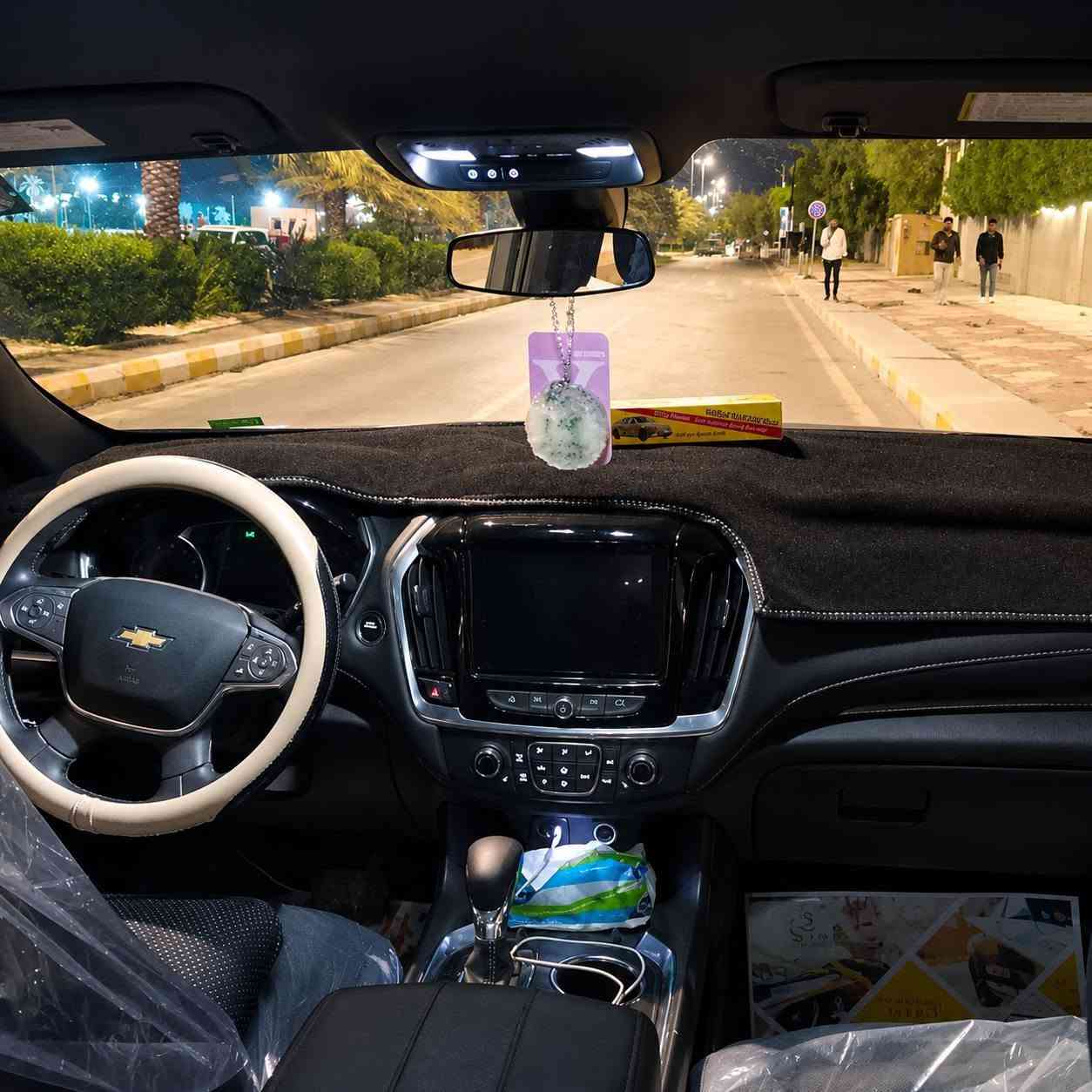 بسم الرحمن الرحمن
🚘 للبيع شيفروليه ترافرس LT موديل 2023

📍 الموقع: ميسان

💰 السعر المطلوب: 230$ (قابل للتفاوض)

📞 للتواصل: *********** — واتساب

(((ماشية 50 الف كيلومتر))))

🔹 المعلومات:

• شيفروليه ترافرس LT موديل 2023

• اللون: ماروني

• المحرك: 3.6L V6 — 305 حصان

• 7 ركاب

• السيارة بحالة جيدة وقريبة من حالة الوكالة

• الضرر السابق في أمريكا: بابين جهة السائق

• الأيرباقات سليمة بدون أي ضرر

• مرقمة في البصرة — ترقيم جديد منذ حوالي 5 أشهر

• السنوية باسم المالك

✨ المواصفات والتجهيزات:

• جنوط قياس 18 مع إطارات بحالة ممتازة

• إضاءة زينون أصلية مع LED وكشافات دعامية

• نظام دخول وتشغيل ذكي (بصمة للأبواب، الشنطة، والتشغيل)

• تشغيل عن بُعد

• رادار أمامي مانع تصادم

• حساسات انحراف المسار

• حساسات خلفية أصلية

• نظام نقاط عمياء ومساعدة تغيير المسار

• كاميرا خلفية أصلية

• شاشة وسطية كبيرة سلايد

• منفذ USB داخلية خلف الشاشة

• شاحن لاسلكي

• مقاعد مخمل أسود أصلية

• تدفئة للمقاعد الأمامية

• مقعد سائق بتحكم كهربائي

• باب شنطة كهربائي

• نظام تكييف ثلاثي المناطق

• سايد بريك إلكتروني

• نظام صوتي متكامل

• عادم مزدوج

• إشارات على المرايا الجانبية

• تحكم بالمقود + بلوتوث + أوامر صوتية + مثبت سرعة

• نظام ABS مانع انزلاق

🔥 سيارة عائلية نظيفة ومواصفات كاملة وجاهزة للاستخدام الفوري.

📞 للاستفسار: ***********

💬 واتساب متوفر

📍 ميسان
