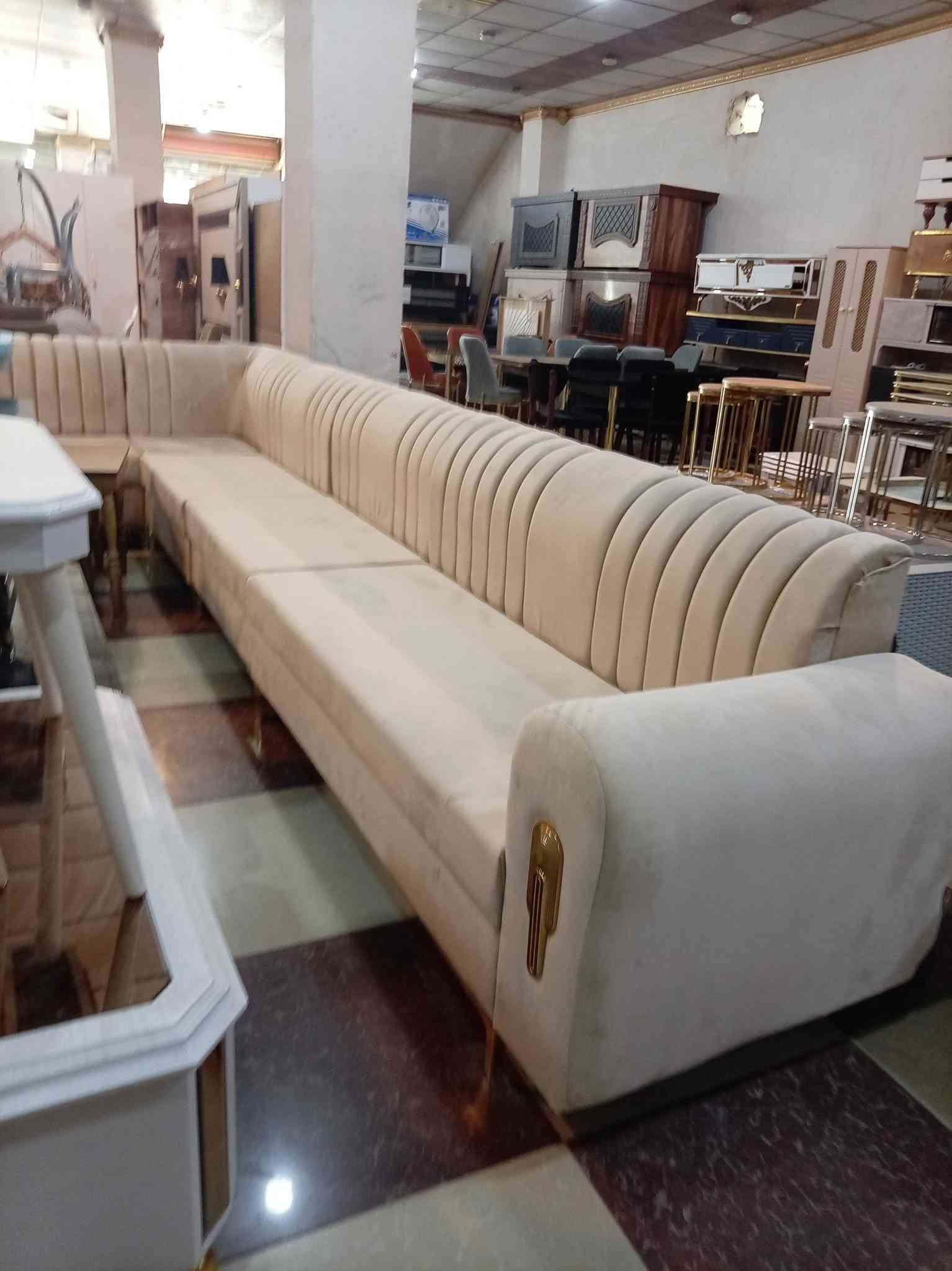 مجمع القيصر للاثاث  المنزليه  غرب مول ماشاءالله  ***********
