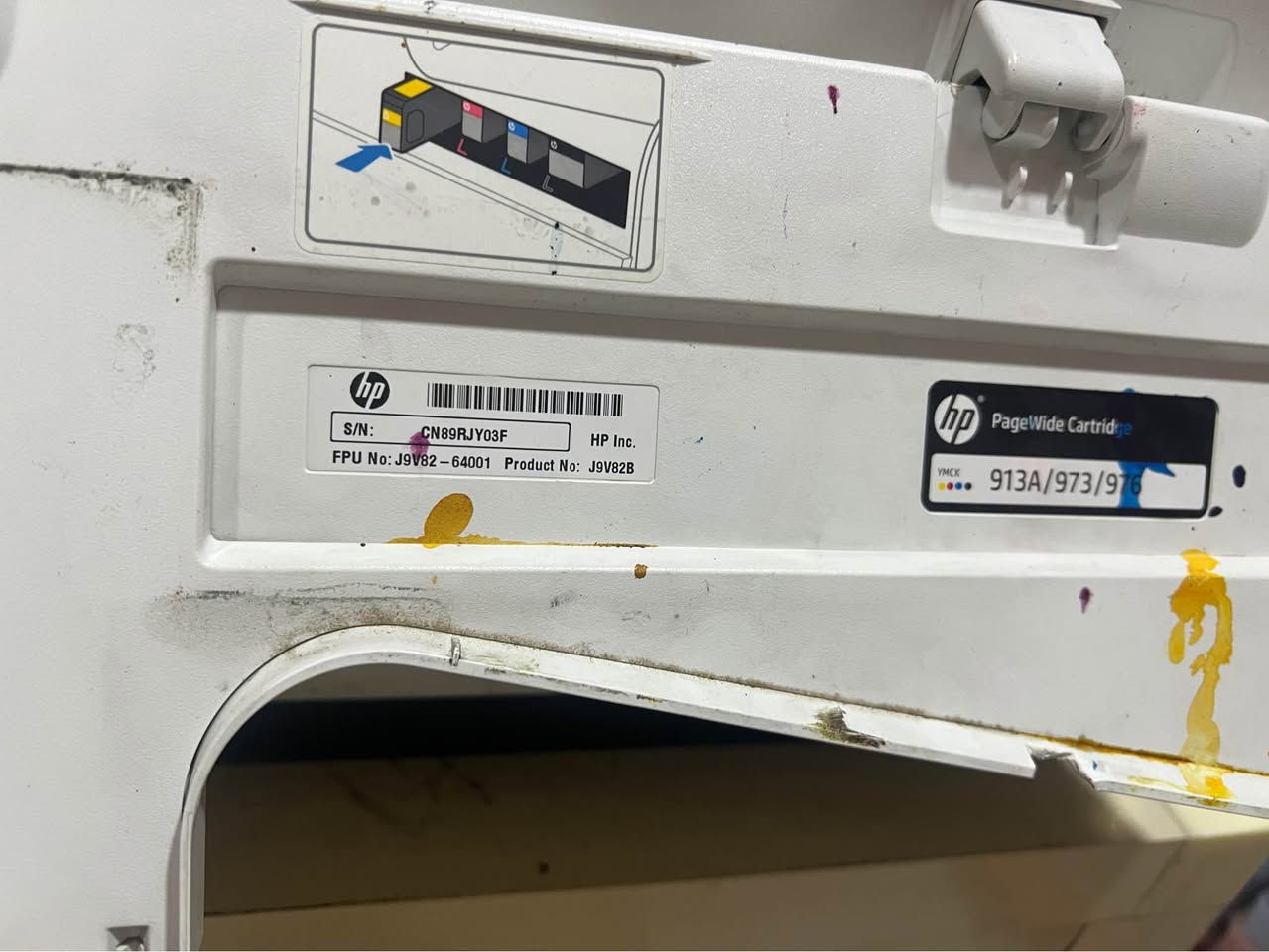 ️ طابعة HP 577 للبيع – مناسبة للمكتبات والطباعة

للبيع HP PageWide 577 بحالة تشغيلية، الجهاز يشتغل ويطبع أسود وملون، ومناسبة جداً للمكتبات والقرطاسية والطباعة بكميات.

🔹 الجهاز يعمل بشكل طبيعي من ناحية التشغيل
🔹 طباعة أسود + ملون
🔹 سرعة طباعة عالية ومناسبة للعمل
🔹 الشاشة والوظائف الأساسية تعمل
🔹 مناسبة لمن يريدها للاستخدام أو للتصليح والاستفادة منها

⚠️ ملاحظة مهمة:
يوجد خلل بجودة الطباعة والألوان، ظاهر بشكل واضح في صور اختبار الطباعة المرفقة. لذلك أبيعها على وضعها الحالي، والمشتري يقدر يفحصها ويجربها قبل الشراء.

📍 الموقع: الناصرية – شارع 30
📞 للتواصل: ***********
💰 السعر: [700] — قابل للتفاوض للجادين

الفحص والتجربة متاحين قبل الشراء، والصور المرفقة هي اختبار طباعة حقيقي للطابعة ناصرية, ذي قار
