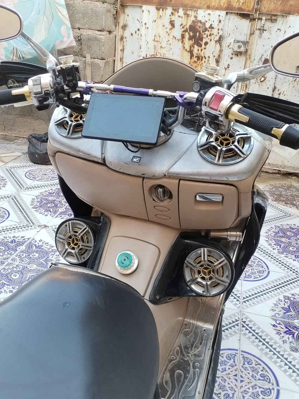فورزه 0/9 للبيع
عنواني كوت 
***********
