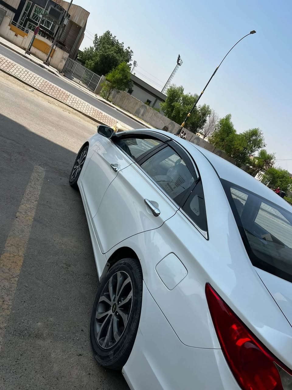سوناتا 2011 خليجي رقم بغداد أنكليزي ب اسمي
محرك 2000 دوش
كير ومحرك مكفولات
بيها البنيد مصبوغ ونص الباب عكس السائق فقط بدون اي دواخل
صدر جديد 
ادامه كامله للسياره ما عايزه برغي
السعر 104 وبيها مجال بسيط
مكاني بابل المركز
***********
غير متواجد ع الفيس اتصل وتدلل
