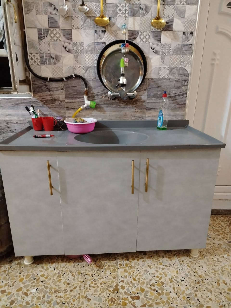 أغراض اخو الجديد استخدام قليل كلمن وسعرة أسفل الصورة للتواصل على الرقم واتساب ***********
