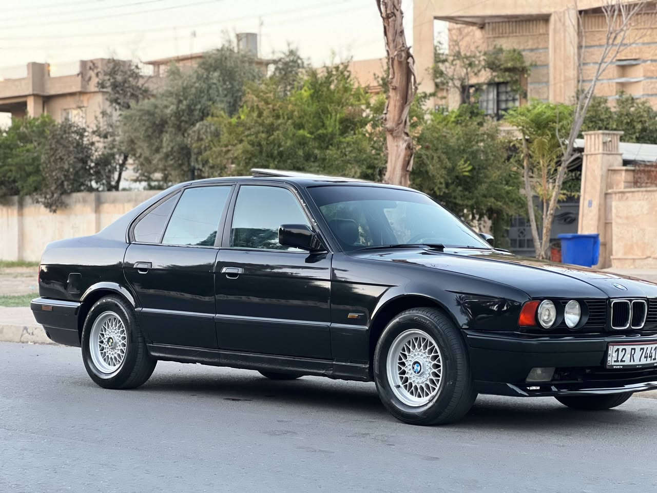 السلام عليكم
(٥٢٥)للبيع سيارة اصل وفصل ابلادية   داخل صاج كشنات منفصل  جلد   تبريد ثلج❄مع السويج  ثلاث وضعيات قيادة E_S_M دعاميه Mويل خلية سنتر لوك جامات تصعد مع التقفيل  سيارة متعوب عليها وجاهزا ماتصرف عليها محرك وكير نظيف وارد يابان اسلايت 3طكات  رقم وسنوية نينوى جديد دولي (كابون بانزين بيها) شرط التحويل السعر( 60)وبي مجال مكان السيارة موصل للاستفسار اتصل على الرقم
 ***********📞
 ***********☎
