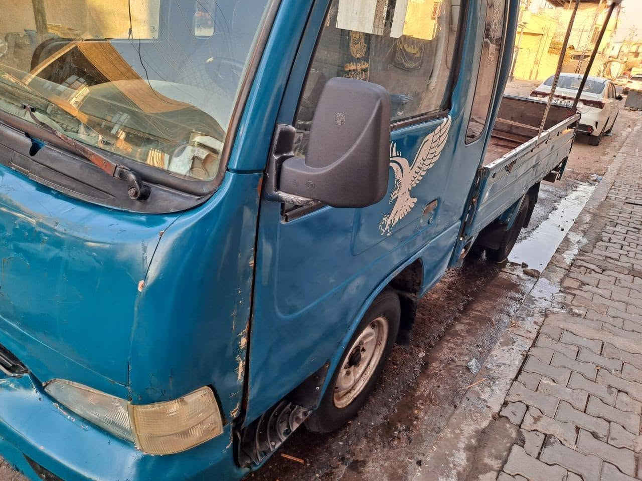 سلام عليكم 
كيا سامسونك موديل 2000 مكينه وكير مكفولات 
كشر السيارة مثل ماموضح بلصور 
مكان السيارة البصرة 
رقم بابل سنوية تنتهي ب 2028 
الاتصال / واتساب : ***********
السعر 45 وبيه مجال
