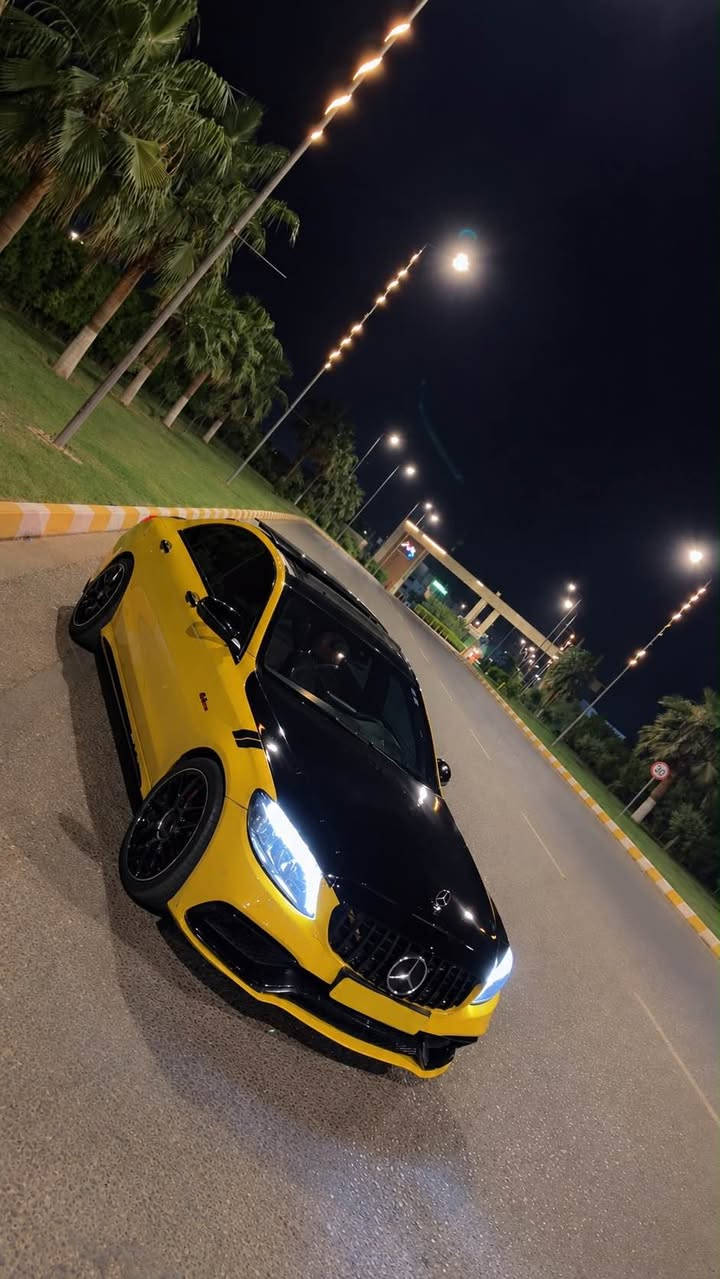 للبيع

مارسيدس c300 2016  اربيل AMG كت كامل

فول 1/1 

فتحه بانوراما

شاشه جبيره 

سياره كلش كلش جديده وبدون نقص 

سياره حادث مابيها مغيرين لونه اصفر

سعر145 وبيها مجال

رقم الهاتف *********** كركوك, العراق
