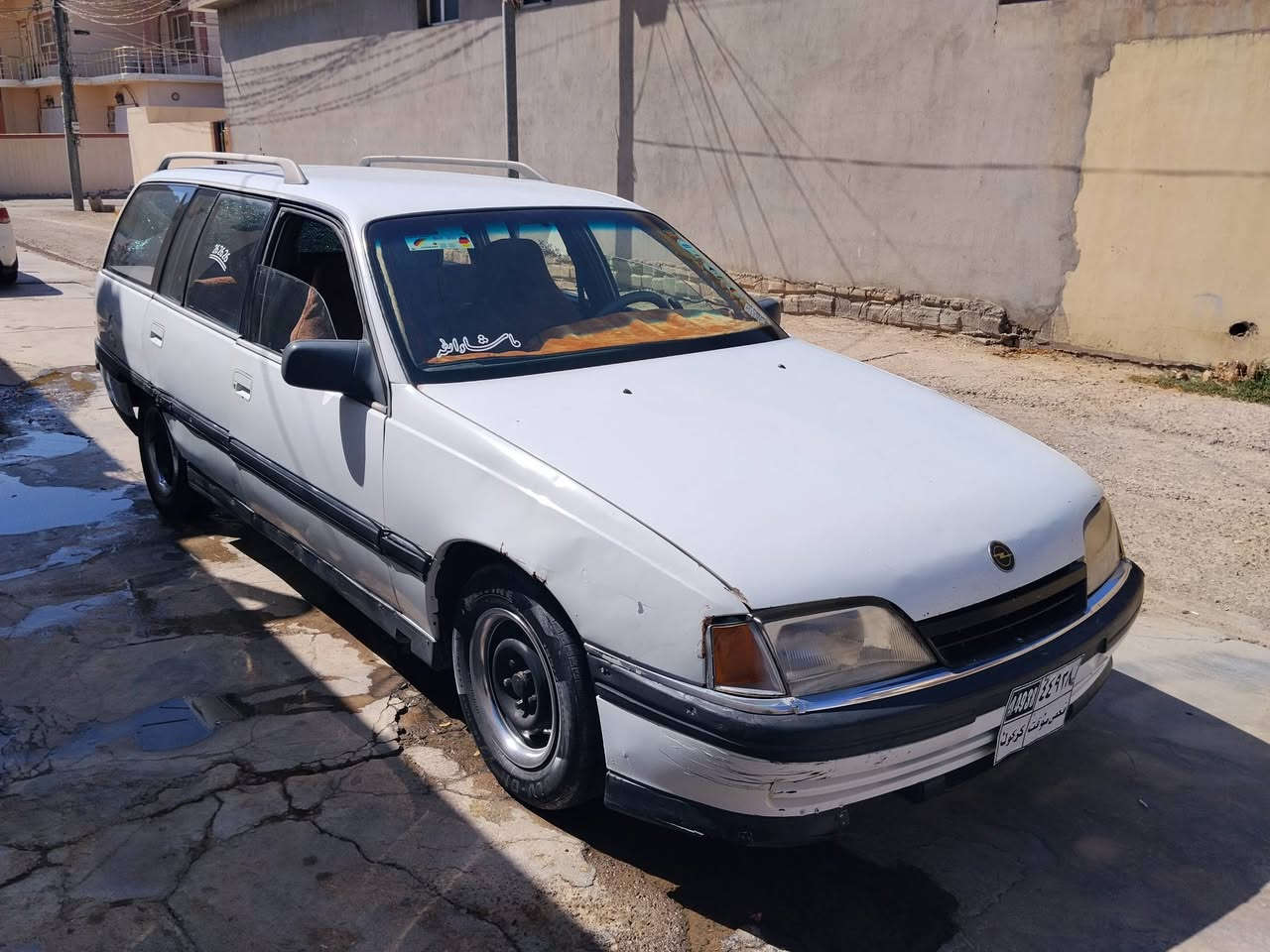 بو فروشتن ئةوپل20
 بة شةرت ئةوةليات بي دةعمو ليدران زور جوانة بةنزين زور كةم ئةخوا 
12 گةلا 
شوين كفري
***********

