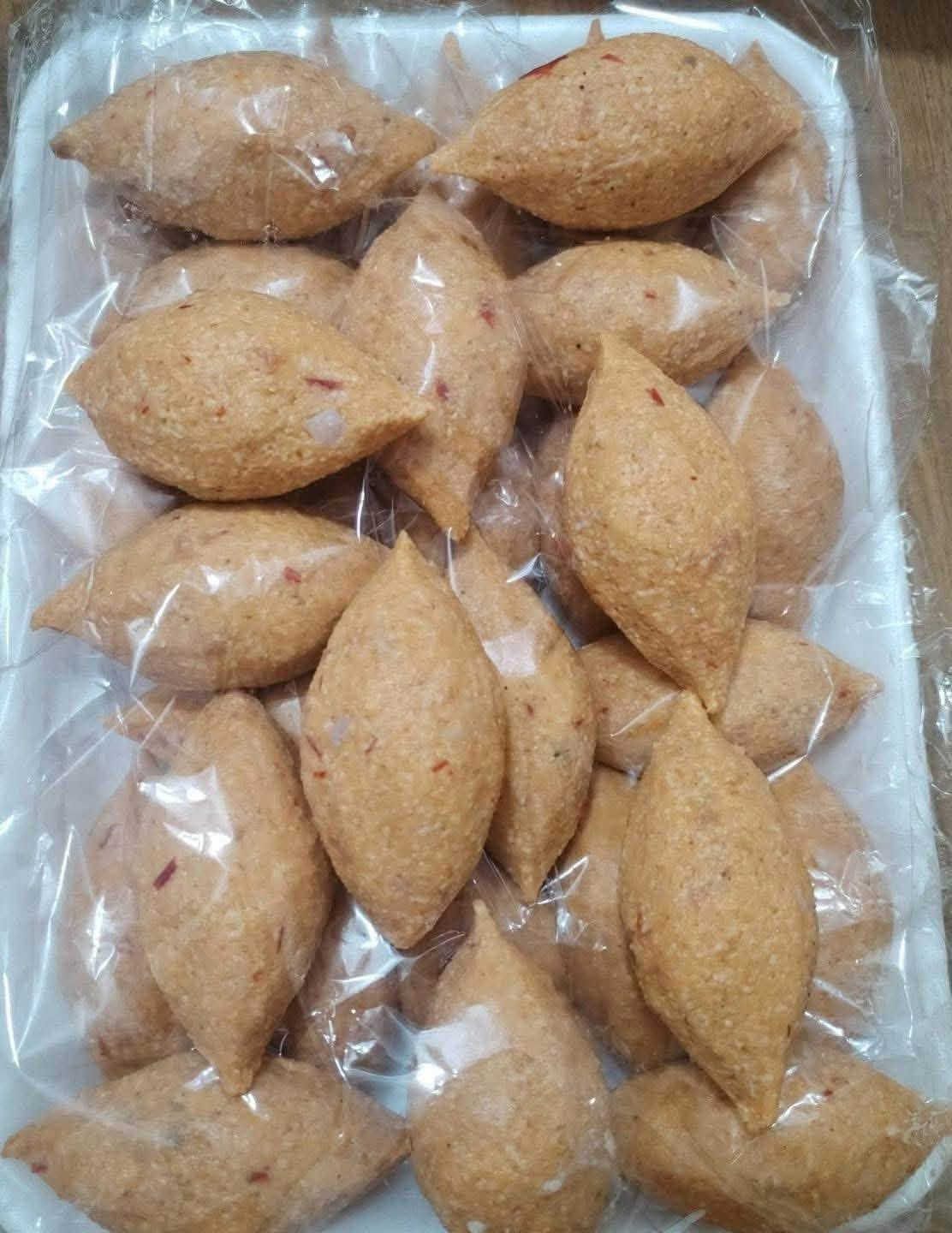بمناسبة العودة للمدارس عروض لمدة اسبوع🎒..
لا تحتارين بعد باللانچ بوكس والريوگ اليومي لطفلج! وفرنالكم بوكسات المدارس والمفرزنات البيتية النظيفة بأكل صحي وطيب ومحضّر بكل حب.

طعم الأكل بضمانتي، جربوه مرة وتطلبون كل مرة! 💛
والتوصيل **مجاني** لكل مناطق الكوت 🛵✨

📲 للطلب والحجز على الواتساب أو الاتصال:
***********

نص مكتوب في الصور:
- مأكولات النجمة
- للمدارس والفعاليات والمناسبات
- عروض كب ومعجنات المدارس
- العرض المميز ( 100 قطعة )
- وبسعر جداً مناسب بـ
- 57 ألف دينار
- وتوصيل مجاني!
- طعم مميز لكل المناسبات والمدارس!
- محتويات العرض:
- 50 قطعة كبة حلب
- 6 كدر دولمة 6 نفرات
- 20 قطعة لحم بعجين أو فطائر دجاج
- 15 قطعة ميني بيتزا أو زعتر أو جبين وكرفس
- 15 15 قطعه بورك جين أو دجاج
- Back to School
- توصيل مجاني لجميع مناطق الكوت!
- للطلب والحجز على الواتساب أو الاتصال:
- ***********
- مأكولات النجمة العرض المميز رقم 2 للمدارس والفعاليات والمناسبات 25 قطعة كبة حلب أو طرابلس 15 قطعة بورك دجاج 15 قطعة بورك جبن 15 قطعة ميني بيتزا 15 قطعة لحم بعجين 15 قطعة فطائر دجاج بسعر 49 ألف دينار فقط مع توصيل مجاني لجميع مناطق الكوت طعم مميز وجودة عالية للطلب والحجز على الواتساب أو الاتصال: ***********
- أهلاً بالمدارس والأيام الحلوة مأكولات النجمة العرض المميز 50 قطعة معجنات مشكل حسب اختياركم ميني بيتزا لحم بعجين فطائر مسخن رول 50 قطعة ككب مشكل حسب اختياركم ثمن برغل طرابلس جاب بسعر 57 ألف فقط متوفرة بكل الحشوات مع توصيل مجاني لكل مناطق الكوت طعم لذيذ وجودة عالية لكل مناسباتكم ومدارسكم للطلب والحجز على الواتساب أو الاتصال: ***********
- عروض كبب ومعجنات المدارس المميزة مذاق لذيذ لأجمل أيام المدارس للمدارس والفعاليات والمناسبات، وفرنالكم أقوى عروض الكب والمعجنات البيتية النظيفة وبأسعار مناسبة جداً! عرض الـ 100 قطعة المميز (بـ 49 ألف دينار فقط) 25 قطعة كبة تمن أو جاب 15 قطعة بورك دجاج 15 قطعة بورك جبن 15 قطعة ميني بيتزا 15 قطعة لحم بعجين 15 قطعة مسخن رول توصيل مجاني لجميع مناطق الكوت! طعم مميز وجودة عالية لكل مناسباتكم والمدارس.
