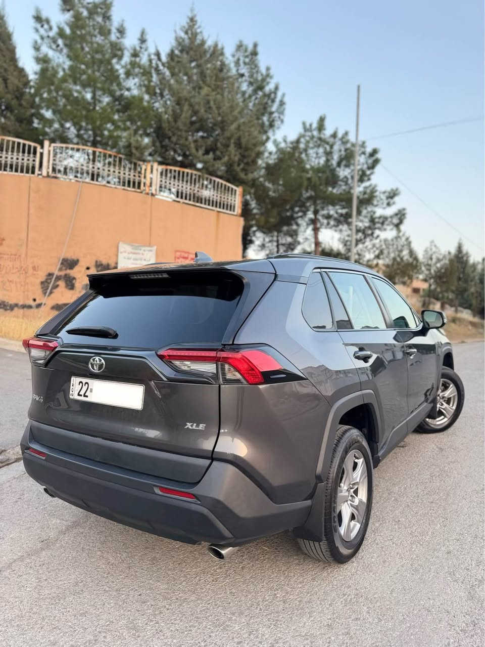 تۆیۆتا راڤ 4 2023 XLE 
مواسەفات ئەمریکی 
44 مایل رۆشتووە 
بێ دەبل ئەگسل 
 بێ بۆیاغ بەبێ ئێرباگ و بەبێ لێدران 
تەنها دوو شوێنی زۆر بچوکی ساردە 
نمونە لە جوانی 
هەموو شتێکی بە شەرت

گێر و مەکیەنە و تحویل بەشەرت 
هیچ کێشەیەکی تێدا نییە 

ژمارەی خاوەنی سەیارە ☎️ 
*********** سوران, أربيل
