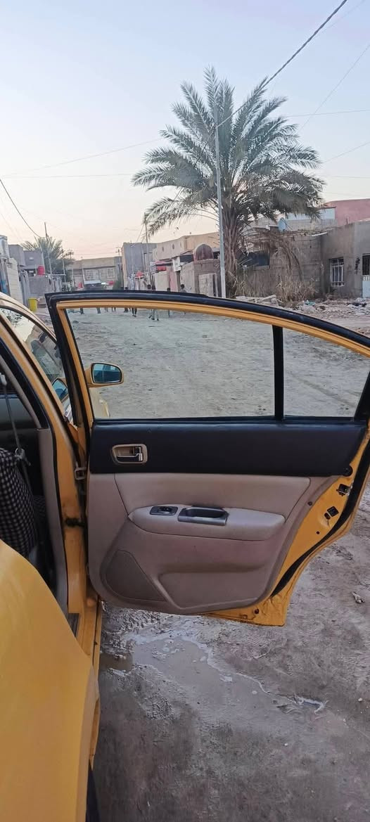 السلام عليكم شيري محور كير اومحرك كورلا بيكاجو 1600مكينه بيهه بخار اوكنبريسر عاطل فقط باقي سياره جاهره من كهربائيات تم تاير حداديه رقم بغداد انكليزي موديل 2011السعر 28اوبيهه مجال مكان السياره الحله بسمه الاتصال على الرقم ***********ملاحظه مامتواجد على الفيس
