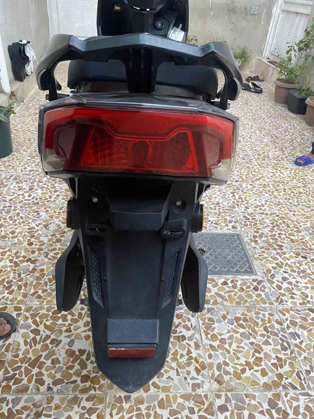 شحن • نضيف • بطاريات