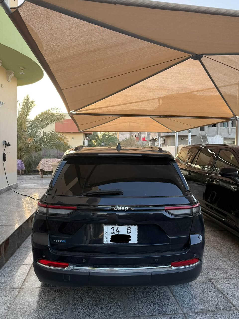 جيب گراند شيروكي لمتدد 4xe مديل 2024 بلگن هايبرد
( تكدر تستخدمهة شحن او بانزين او هايبرد حسب اختيارك ) 

مغلفة نانو ppf ب18 ورقة ضمان 10 سنوات 
 السيارة كاملة مكملة ماشية 50 الف كيلومتر مو ميل

مواصفات 3 شاشات مو شاشتين 
( شاشة العينة شاشة وسطية وشاشة امام الراكب )
كشنات جلد 
تدفئة ستيرن
تدفئة كشنات امامية و خلفية 
كشن ميموري 
صندوق كهربائي
رادارات 
نقط عمياء
دخول ذكي 
حساسات 
تثبيت سرعة 
تثبيت على المسار 
خرائط شرق اوسط
عليهة جميع لغات الشاشة 
( لغة عربي انكليزي وغير اللغات …..) 
انارة داخلية

السعر 275 ورقة قابل للتفاوض
باقي التفاصيل اتصل وتدلل 
***********
