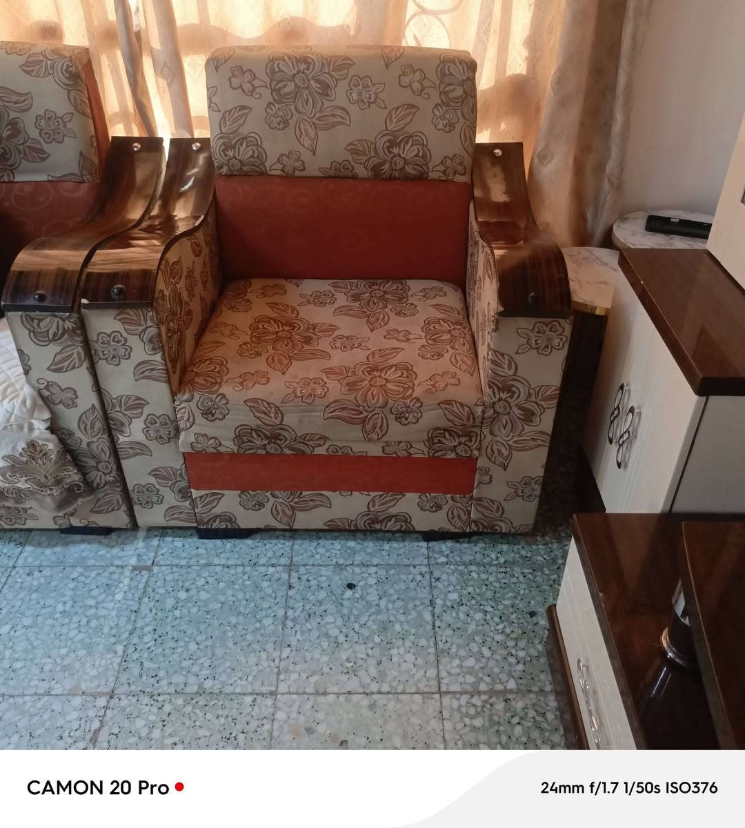 سلام عليكم تخم مع طبلات. وزوليه الاصلي قياس 3/4
عنوان دور النسيج سعر 200 بيع مستعجل ***********

نص مكتوب في الصور:
- CAMON 20 Pro 24mm f/1.7 1/100s ISO289
- CAMON 20 Pro 24mm f/1.7 1/100s ISO412
- CAMON 20 Pro • 24mm f/1.7 1/50s ISO376
- CAMON 20 Pro • 24mm f/1.7 1/50s ISO510
- CAMON 20 Pro • 24mm f/1.7 1/50s ISO573
- CAMON 20 Pro • 24mm f/1.7 1/144s ISO50