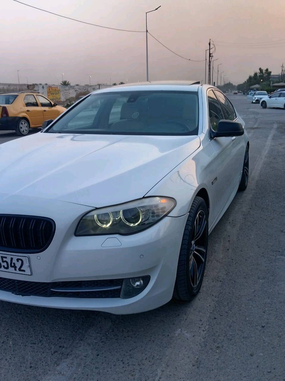 السلام عليكم
بيع او مراوس مع سيارة وفرق

بيئم 2012   535iخليجي وكالة العروش السياره بدون ضربة بيها شبر صبغ في الجاملغ الأمامي فقط والباقي كفالة عامة شرط السونار
كير مكينة تبريد كلة جاهز
مكينة 6 توين بور تيربو
N55
كير 8 نمر
سلايد روف
بصمة كير
بردة خلفية فقط
ستيرن كهرباء
السيارة بيها تخم ويل جديد حجم 18 
تايرات نضاف 
ومعروفة باقي مواصفات البيئم.

رقم بغداد بأسمي شخصيآ مشروع وطني سنوية جديدة هزة جديدة

 
العنوان بغداد 
رقم الهاتف*********** يوجد واتساب