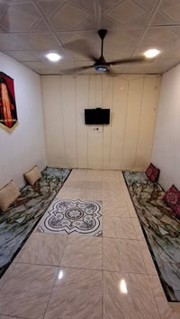 100متر حي الحكيم  ماركات علي الامير يم المتوصف الحياة بضهره 0777766080...