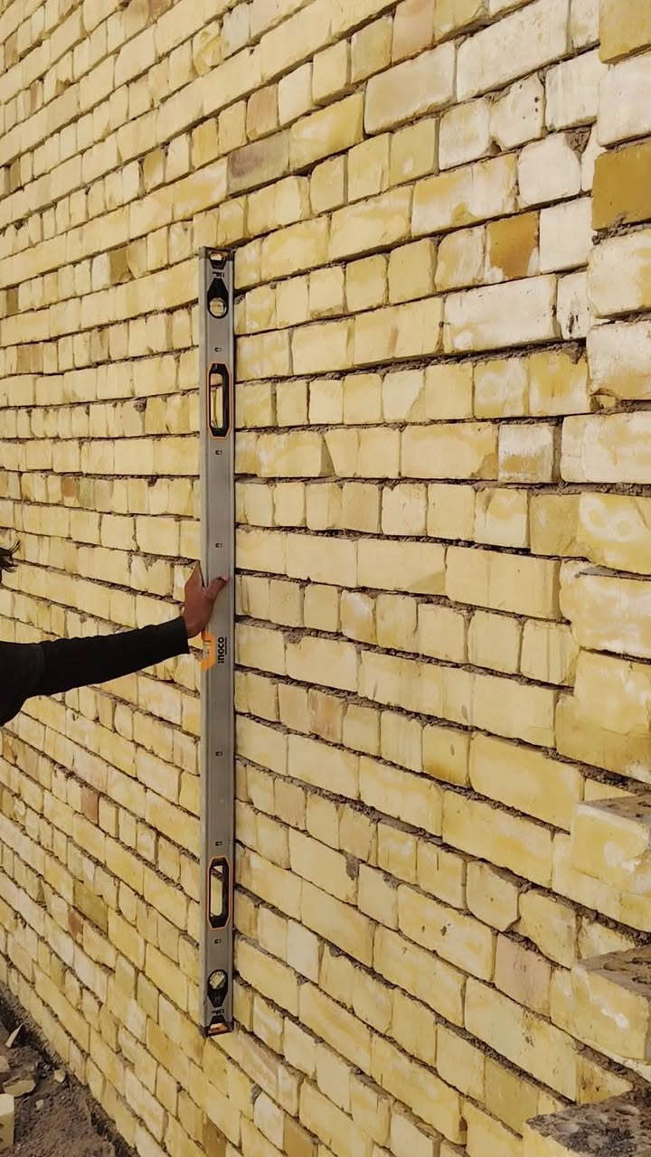 خلفه بناء شرط النضافه ستلام مهندس كبان ومناسبين الدبل 220 اتصل وخادمك ***********
