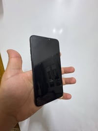 ايفون 11برو ماكس ذاكره 256 جهاز نضيف مبدل شاشه اصلي وبطاريه وفيس ايدي ...