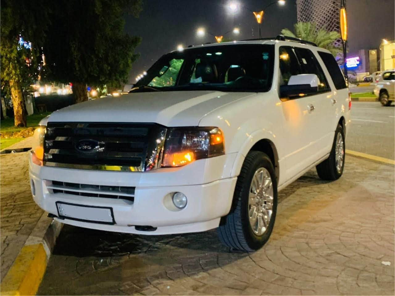 السلام عليكم ورحمه الله ويركاتة ( من رخصة الادمن المحترم )

�🚘 للبيع فورد إكسبديشن لمتد – كامل المواصفات 🚘🔥

🔹 الموديل: 2012
🔹 الفئة: Limited – لمتد
🔹 المواصفات: كامل المواصفات
🔹 الحالة: كلين جدًا ✨
🔹 البدي: ما بيه ولا شخط على البلاد 👌

💰 السعر: 165 مليون دينار عراقي

مكان السيارة بغداد قرب جسر الغزالية 

📞 للاتصال والاستفسار:

***********

