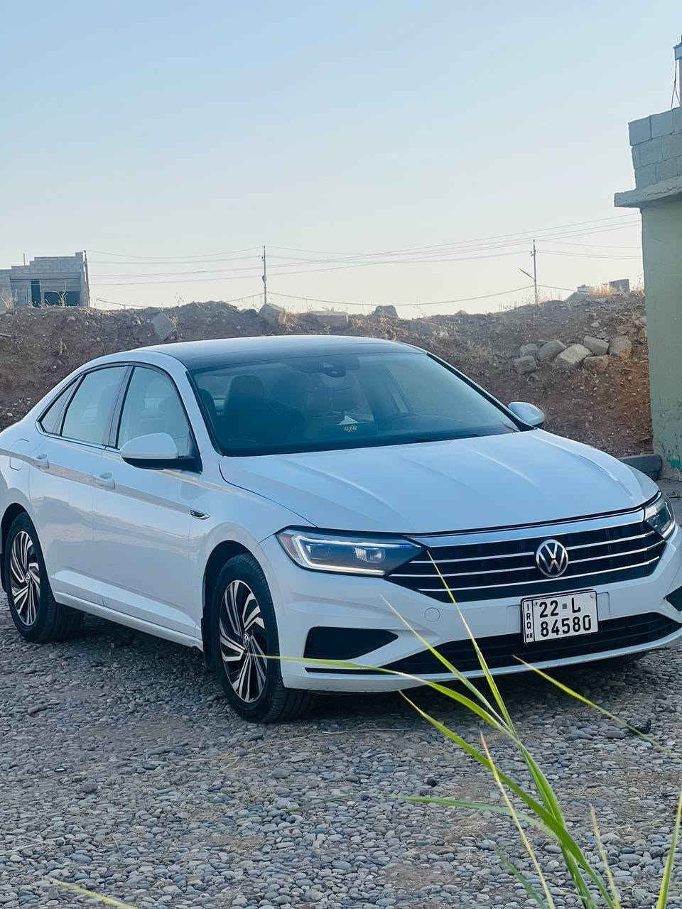 🚗 [سيارة جيتا  
​الموديل: [: 2021]
​اللون : [ابيض] 
الضرر: واضح بل صور 
​⚙️ المواصفات والمميزات:
​/ كاميرا خلفية / حساسات مرايات
​فتحة سقف /
​💰 السعر:130 
​ (قابل للتفاوض بالمعقول)
​📍 الموقع: [الموصل / وادي حجر ]
📞 للتواصل والاستفسار (/ اتصال): [***********]
