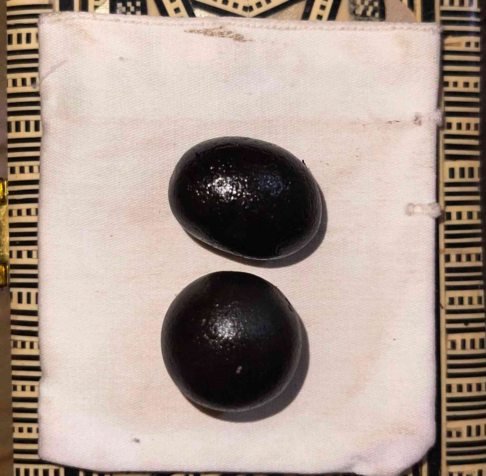 سلام عليكم مجموعة حجار صلطاني ستفسار ***********
