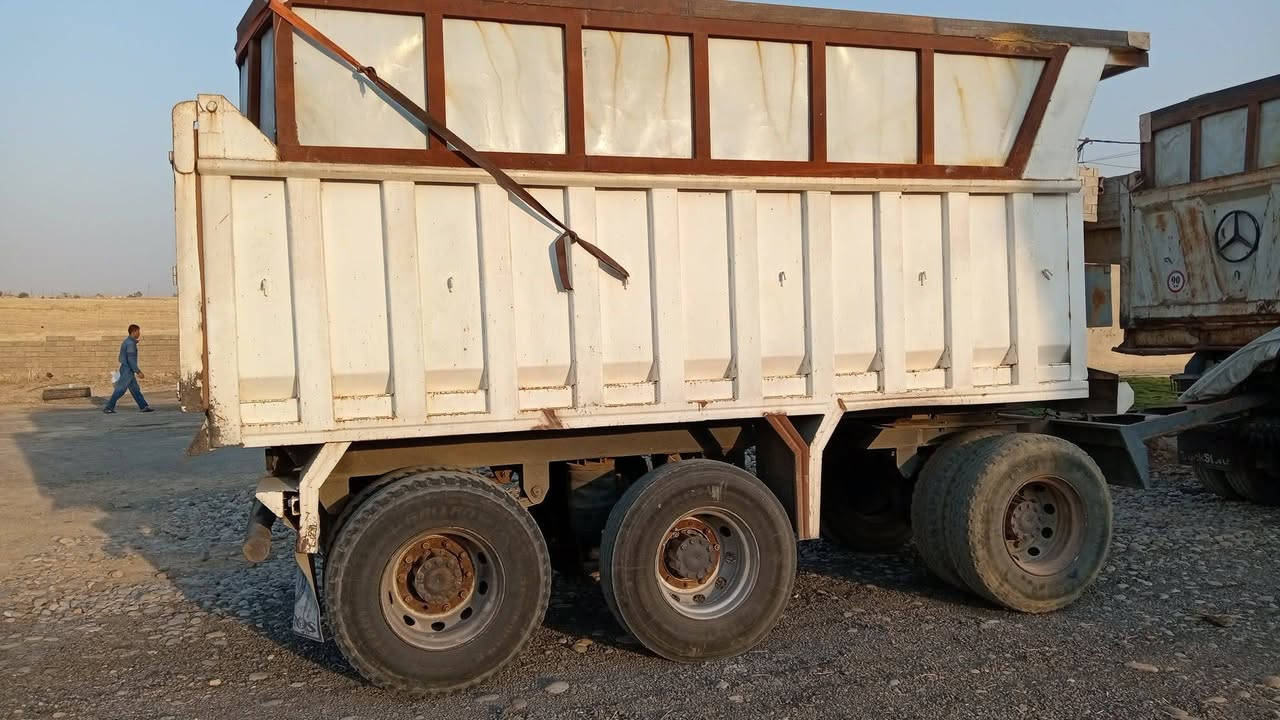 للبيع سعر واستفسار على رقم  ***********.       ***********
