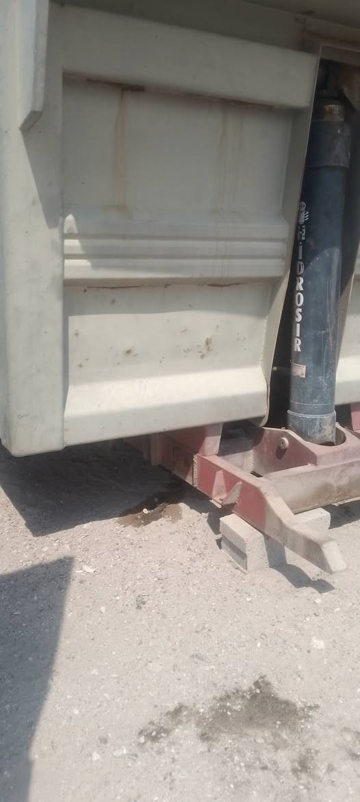 للبيع بدي ابو العلم كاعيه نضيفه 2500. وبي مجال ***********
