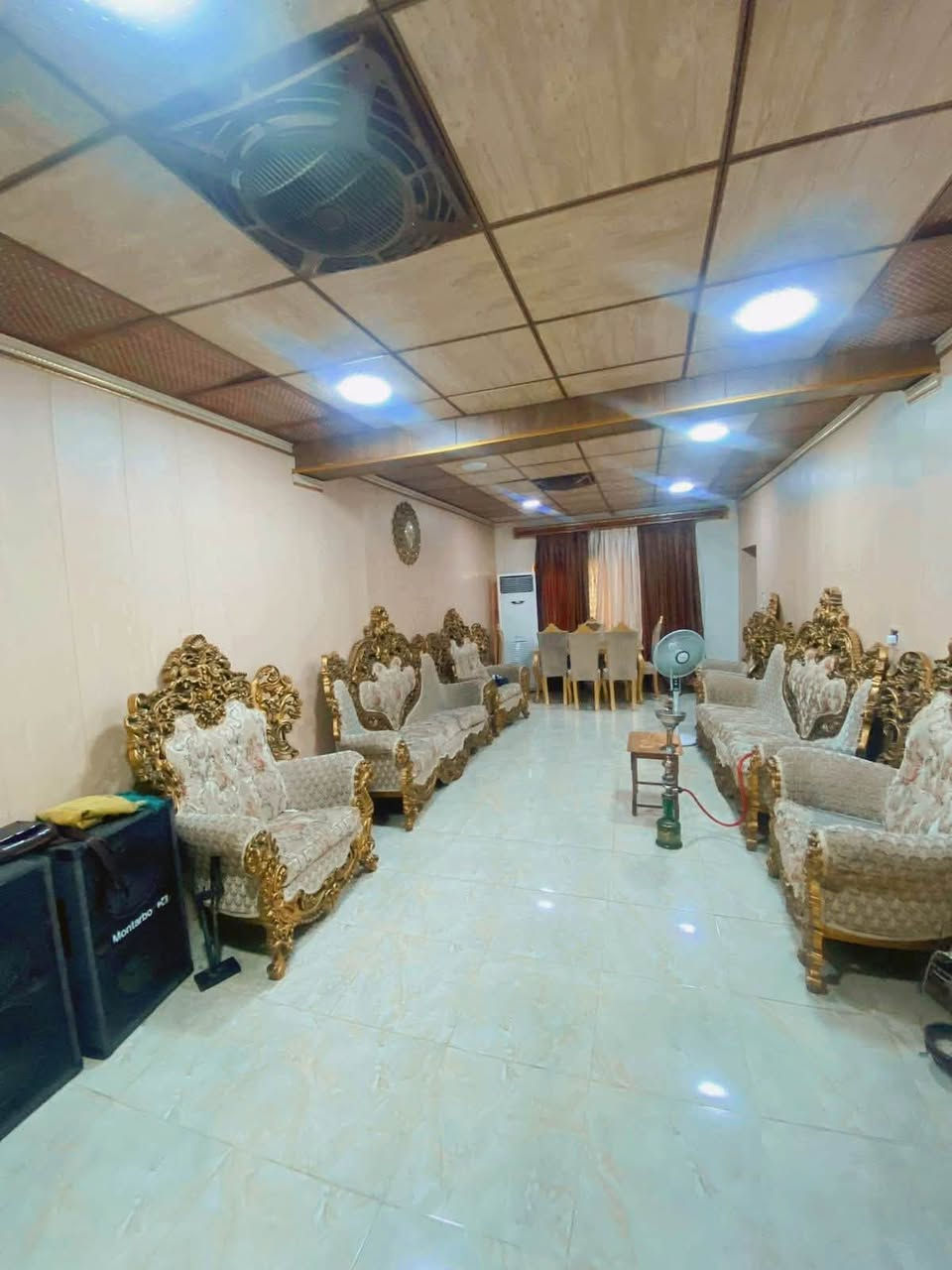🏠 دار طابو صرف للبيع
الموقع📍 حي المعلمين، قبل فلكة حجي عليوي بشارع.
🔹 المساحة: 240 م².
تفاصيل الدار :يتكون من طابقين 

الطابق الأول: استقبال كبير، صالة، غرفة نوم، مطبخ، صحيات وحمام.
الطابق الثاني: 3 غرف نوم (غرفتان كبيرتان وغرفة صغيرة).

📞 للتواصل والاستفسار:
***********
