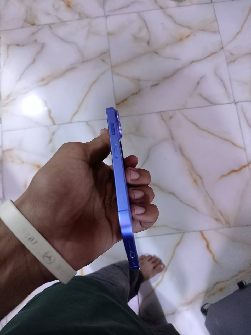 السلام عليكم جهاز اكس محور 16 جهاز خير من الله يخبل كل شيء ما عاوزه بطاريه 98 سعر 160 بي مجال 
نموذج M مكاني خاجيه شارع 40 رقمي ***********

نص مكتوب في الصور:
- ١٣:٣٢ عام حول الاسم iPhone إصدار iOS 16.7.16 اسم الطراز iPhone X رقم النموذج MQA92LL/A الرقم التسلسلي F2LX43E0JCL7 التغطية الشبكة Zain 4.5G+ الأغاني . الفيديووهات ١ الصور ٣٩ السعة ٢٥٦ غ.ب. متوفر ٢٤٣,٥٢ غ.ب.