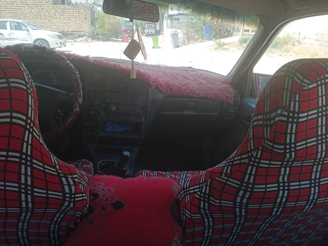 سياره اوبل اوميكا للبيع موديل90كير ومحرك وحداديه شرط نضافه السنويه بااسمي المكان النجف ناحيه الحيدريه خان النص السعر18وبيه مجال للشراي الاستفسار الاتصال عل الرقم ***********
