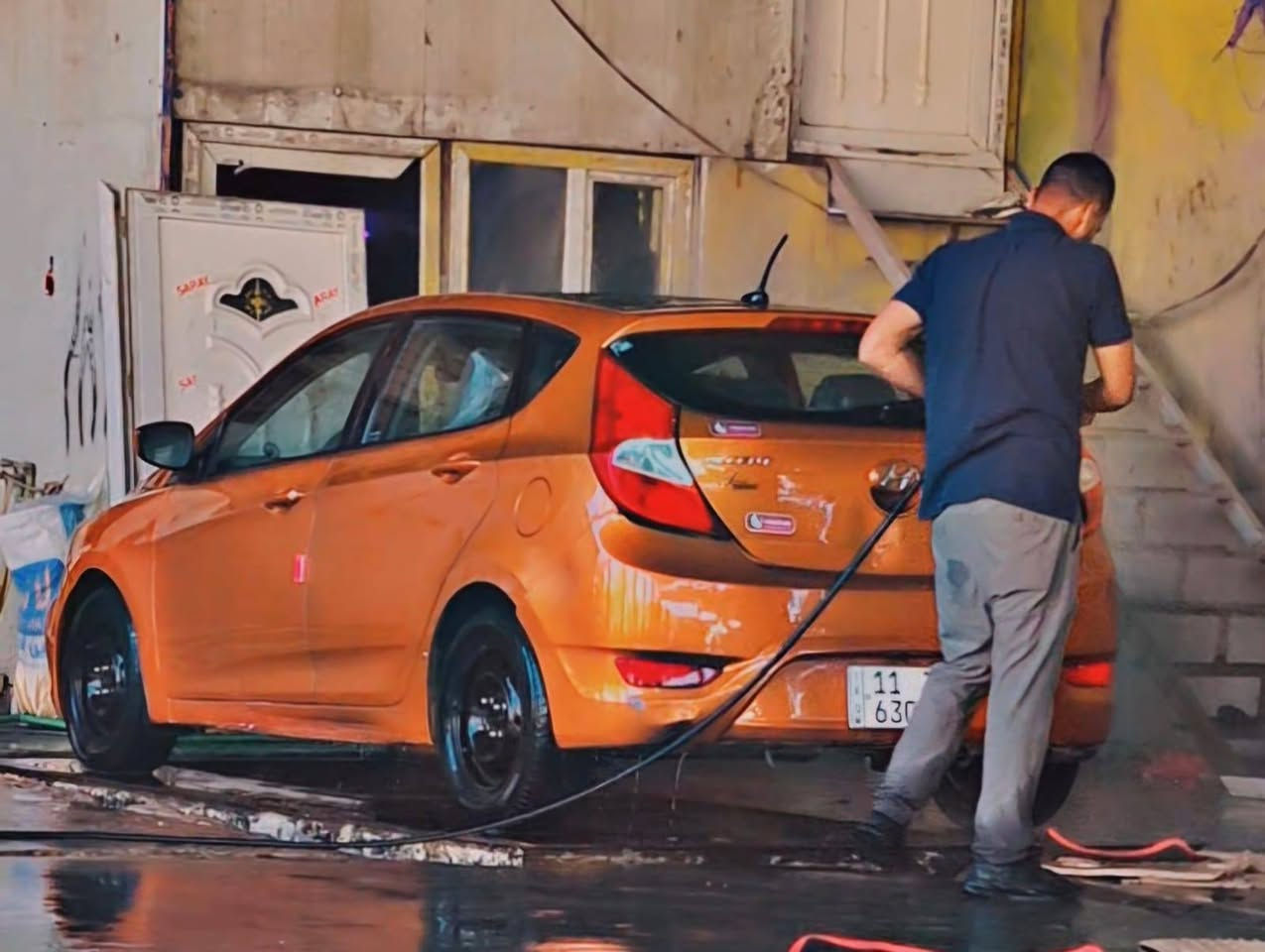 سلام عليكم 
مراوس بكروز او ماليبو فقط نضيف
اكسنت موديل ٢٠١٥ هاج باك وارد امريكي
*التقرير غرق

*مكينة ١٦٠٠ GDI
*كير AT المرغوب
*جام اوتو
*تدفئة كشنات امامية
*شاشة كبيرة شكل الكزز كبيرة مع الاطار تدعم كار بلي واندرويد اوتو وكل التطبيقات 
*كاميرا 4k خلفية
*دوشمة جلد
*تبريد ويالسويج
*كهربائيات كلها شغالة
*نظام ECO 
كير علية ادامه بشركة المهندس 
السيارة عليها عناية وادامة ممتازة
باتري جديد ايسي ديلكو وكالة 
اضوية لد عالي ناصي
القمارة مغلفة اسود بانوراما نوع 3m ضد الحرارة اثر جراد بسيط
رقم بغداد باسمي سنوية لل٢٠٢٩
حدادية زينه واطارات بحالة جيدة
مكان السيارة بغداد الدورة شارع ابو طيارة 
ملاحظة هامة ماعندي سونار بالسيارة ولامسوي سونار سابق
*********** ☎️واتساب واتصال متوفر
