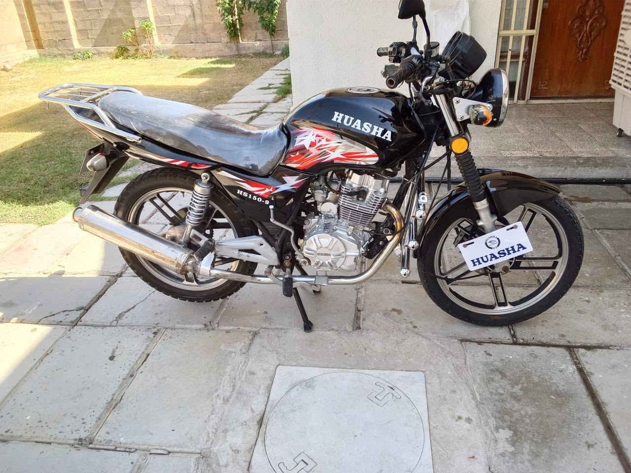 دراجه هيوشه للبيع السعر 675 بيه مجال جديدة كلش مكفوله من كلشي محرك بلادي موديل 22 عنواني الرمادي شارع 60 للاستفسار على رقم ***********
