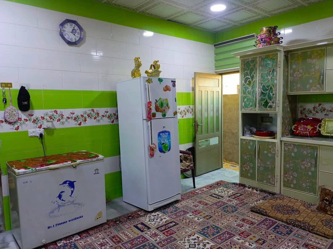 السلام عليكم البيت طابقين  للبيع

مساحه ٢٤٣بناء بلوك مضغوط 
منطقة اصوفيه شارع 40 قرب جامع لوراثق 

السعر ١٢٥مليون قابل للتفاوض 
طابو زراعي 
كندور واستقبال وصاله وغرف نوم ١ الارضي  ومطبخ وحمام 
 الطابق الثاني ٣ غرف نوم

للمزيد من التفاصيل
 يمكنكم زيارة مكتبنا مكتب العين العقار ع شارع 40 مدخل الصوفيه الثانية 
او الاتصال على الارقام التاليه 
***********
***********
***********
