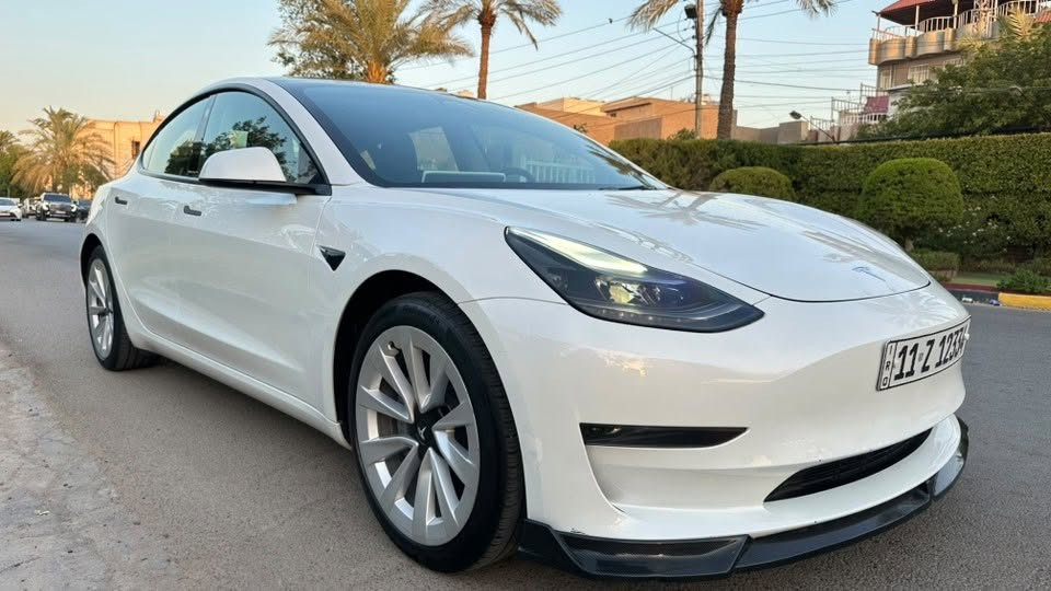 السلام عليكم
TESLA MODEL 3 STANDARD 2023

دفع خلفي

ماشية 36 ميل  بالعراق ماشية بس 5 اللاف يعني جديدة جدا

وبالحقيقة اجدد واحلى من الصور 

كفالة من الشخوط

رقم مميز بغداد وياها

السيارة حادثها خفيف جدا جاملغ ومكان الرقم فقط صبغ

السونار موجود بالمنشور

ايرباك بردة

مواصفات التسلا المعروفة الفول

كاربون فايبر (لحية امامي + يدات ابواب + كفرات كامرة + يدات ابواب داخلية )

شاشة متحركة

تغليف زجاج عازل حراري بالكامل ضمان 5 سنوات

بردات سقف

ارضيات YZ حوضية اصلي

السيارة عليها بولش ونانو سيراميك اصلي

شاحنة اصلية

السيارة تك ماطور

اوف لاين

مربوطه تطبيق B-KEY 

السعر 165 مع الرقم وبيها مجال بسيط

مكاني : بغداد - حي الجامعة

للاستفسار : ***********
