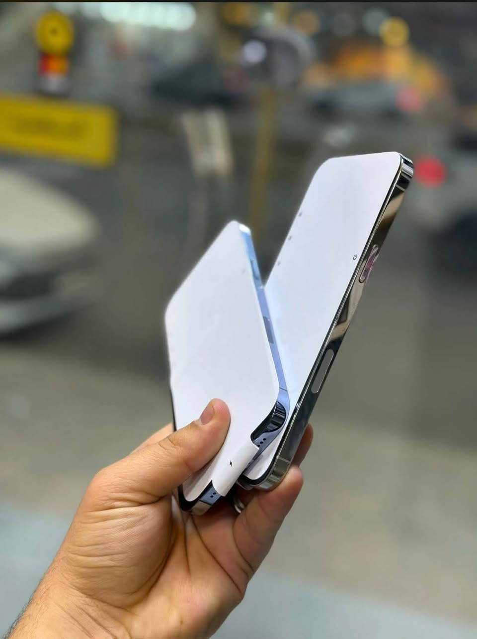 آيفون ١٣ برو ماكس • ٢٥٦ • بطارية ٩٠-٩٦٪