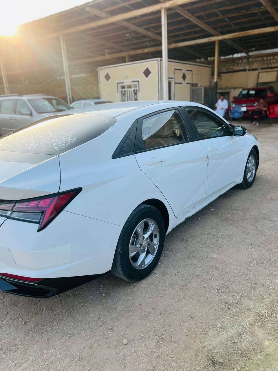 سلام عليكم النترا للبيع موديل 21  سعر 142وبيهة مجال سونار مرفق مع صور الاستفسار اكثر  تصل عل رقم ***********
