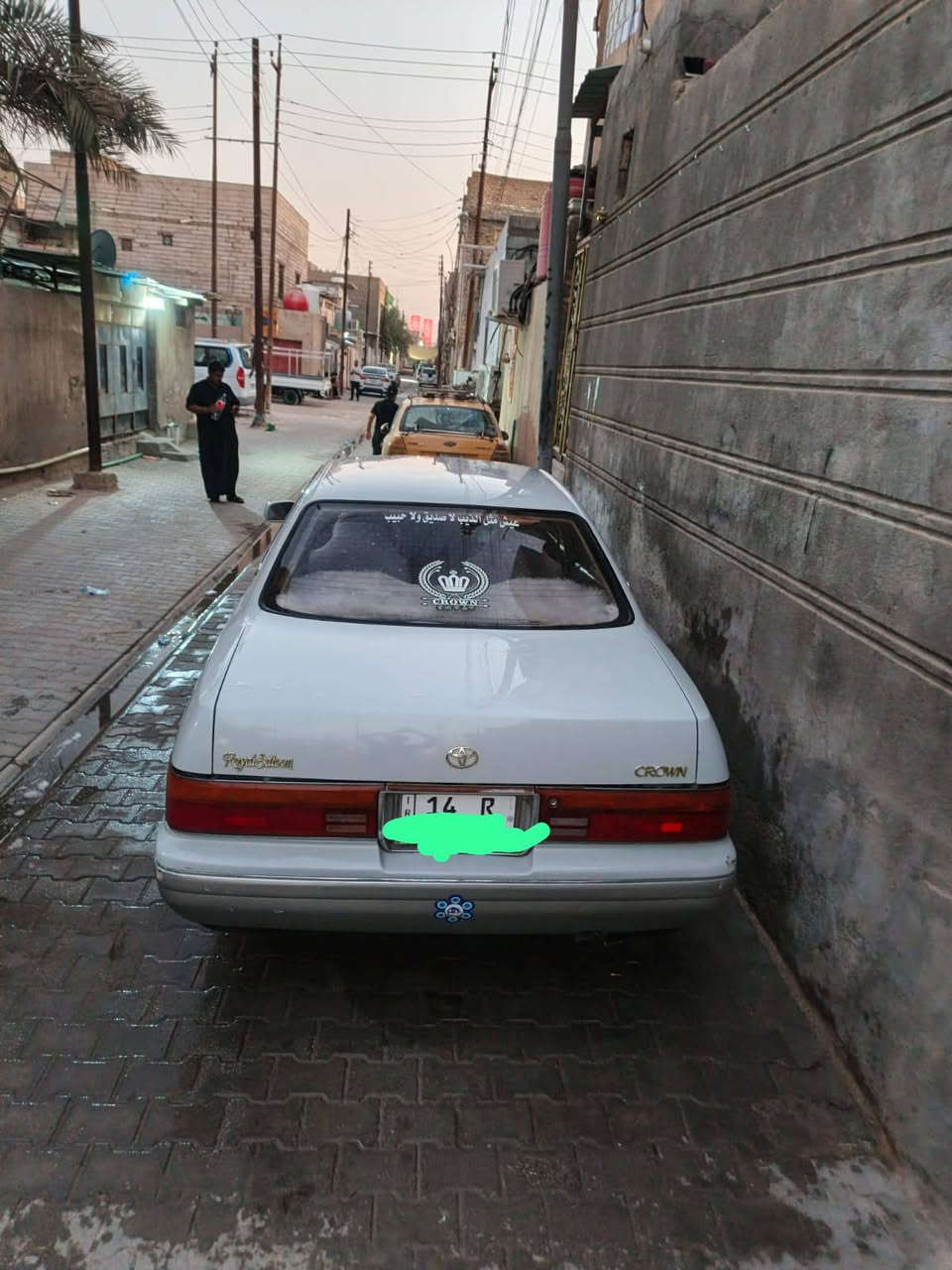 السلام عليكم بطه فصل مديل 94
كير اومحرك 2500السياره كلش حلوه 
السعر 50اوبيه مجال سنويه جديده راعيه بلبصره 
التواصل على الوتساب *********** البصرة, العراق
