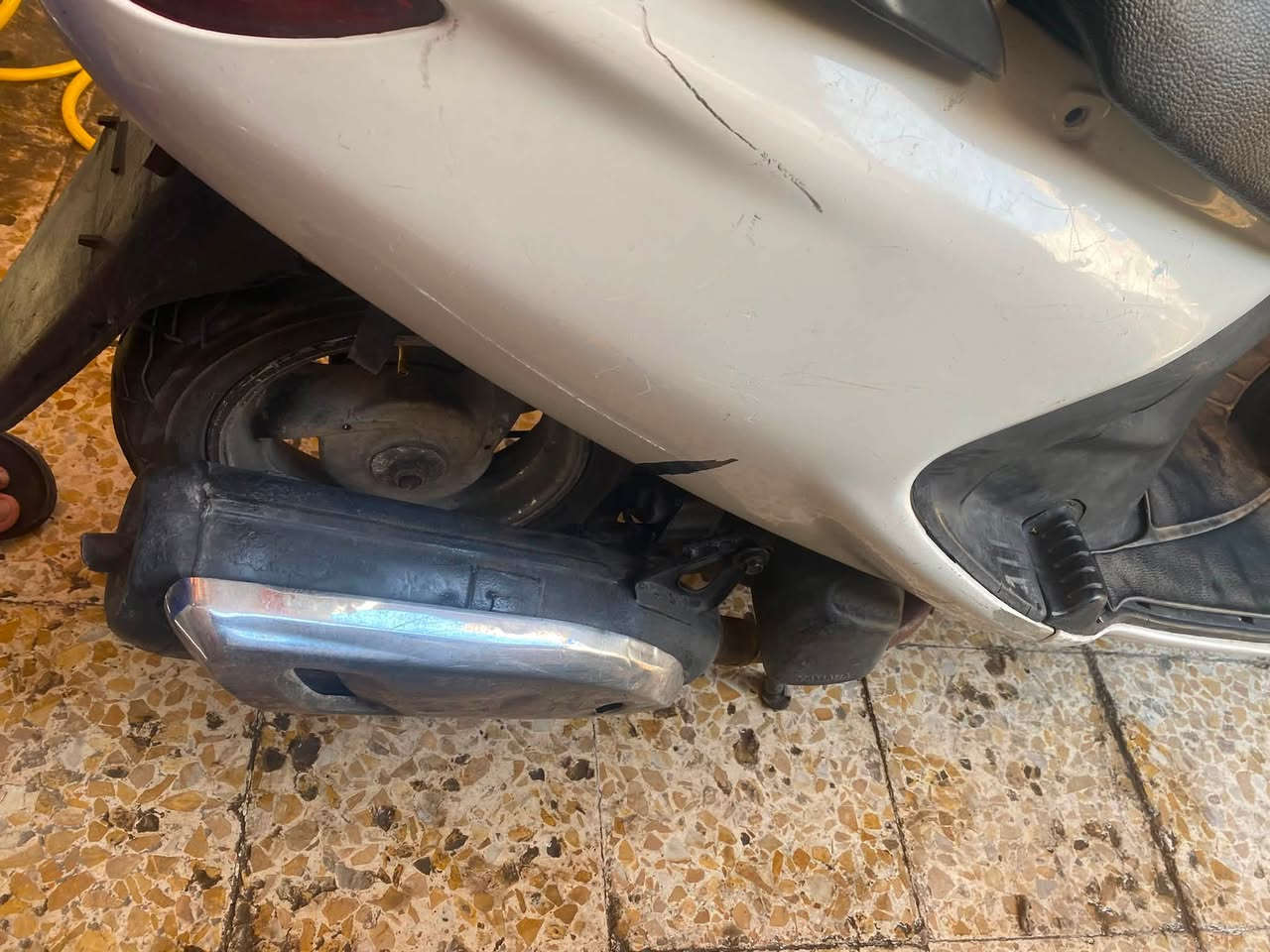 للبيع دراجه فراشه فحل✅

مكينه مفتوحه ناعمه ✅

عايزه باتري فقط كلشي شغال سلف هندر كهربائيات ✅

دبلات خلفي امامي تايرات جدد✅

مكاني النجف كوفه حي ميسان ✅

سعرها 325 وبيها مجال ✅

تواصل خاص او عل رقم ***********✅
