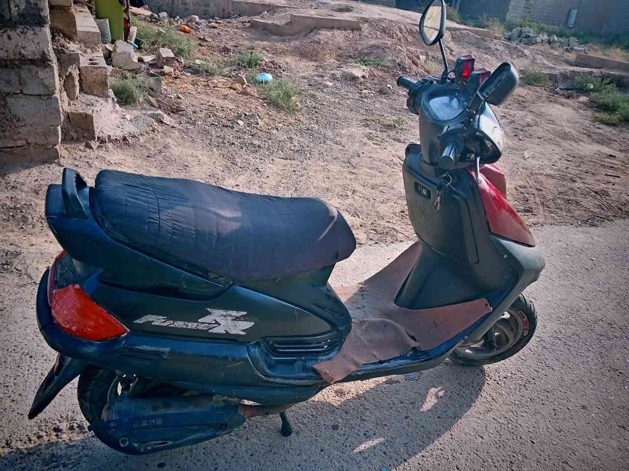 السلام عليكم درجه فراشه للبيع شغاله كهربائيات كلهه شغاله نظيفه السعر 300وبيهه مجال للااتصال ***********
