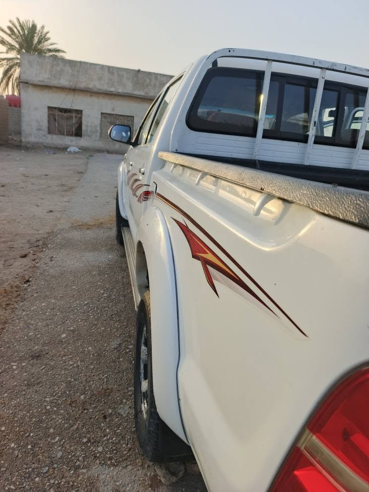 سلام عليكم  بيكم فورويل للبيع الفين ١٤ السياره جديده بمعنه الكلمه   مراوس حسب القناعه   مكاني بل بصره بلدير اتصال  *********** البصرة, العراق

