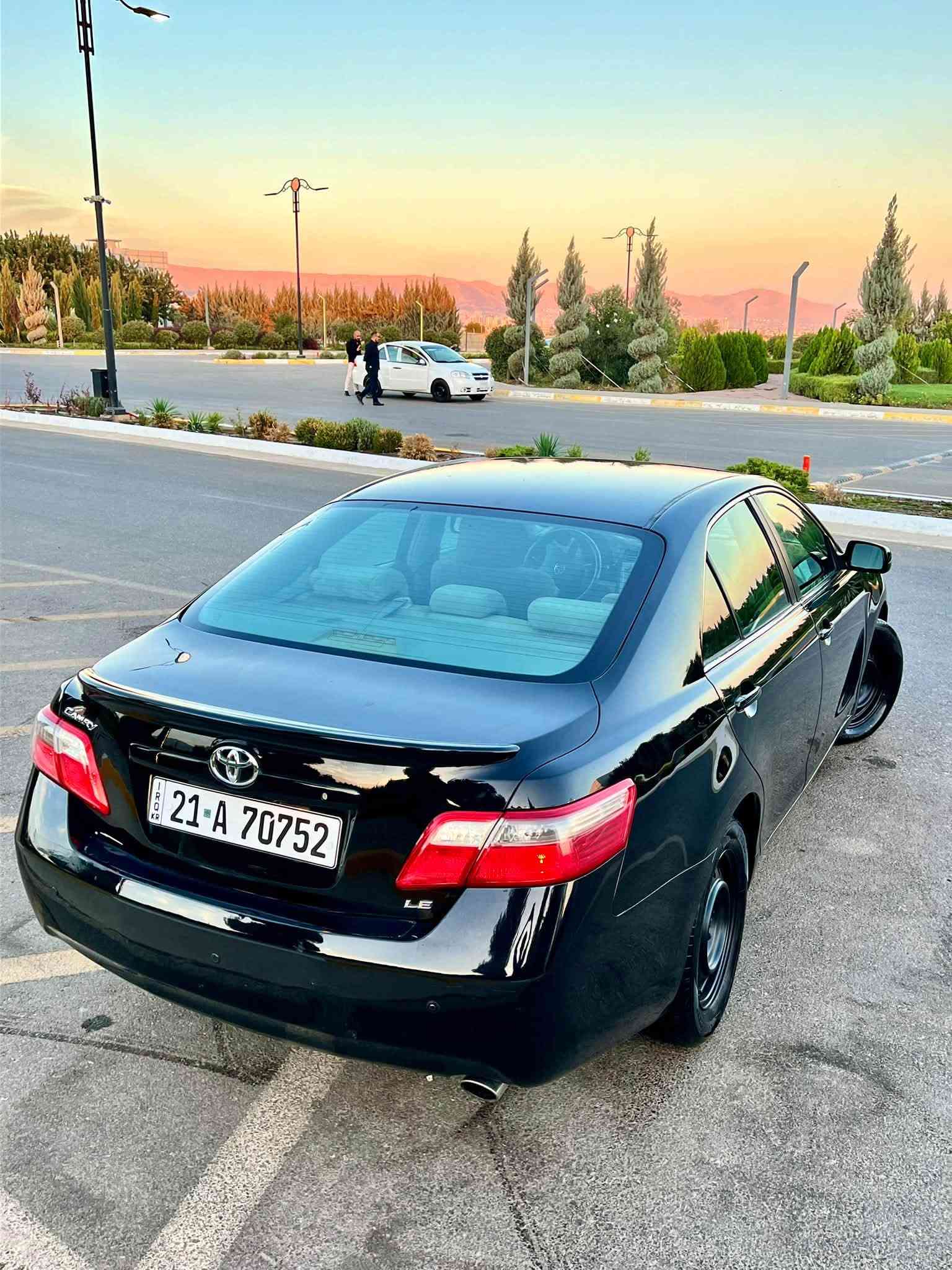 TOYOTA CAMRY- مۆدێل  2009 -
📲 *********** سعر : 105💸 مەجالی تیایە

سەیارەکە زۆر جوانە  
سەیارەکە تەنها پەڵە ساردی  هەیە  بە بێ بۆیاغ  ✈️

مواسەفات   ( ناو زەرد  - کوشن کارەبای  -حاسە  - ڤۆلیۆم   -  تحدید سورعە  - بلاجکتۆر ) 🗼

گێڕ و مەکینە بەشەرت  
   
تەحویل  و غرامە بەشەرت 🇺🇸
شوێن : سلێمانی 🪙

تويوتا كامري  - مۆدێل  2009 -     
📲 *********** سعر : 105💸 و مجال

سيارة حيل حلوة  
سيارة بيها مكان صغير بارد و بدون صبوغ   ❄️
 
مواصفات (     داخل اصفر - كشن كهربائي -حاسات - بلاجكتور - ڤۆلیۆم - تحديد سرعة ) 🆕

 گير و محرك بشرط 

تەحویل  و غرامە بشرط 💎
مكان : سلێمانی
