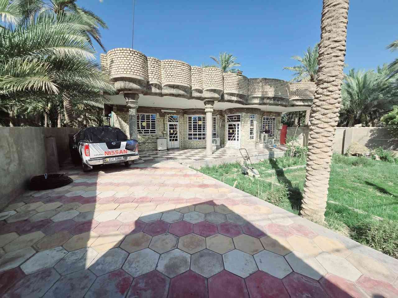 ( يالله أللهم صل على محمد وآل محمد )

( للبيع دونم  مع بيت مساحة البيت 245 متر بناء طابوك درجة

 اولى عدد الغرف 3 مع استقبال وصاله ومطبخ وصحيات علمأ

 البيت مع الاثاث وبي طاقة شمسية 12 أمبير  جنس العقار طابو
 زراعي سند 25 

( تحويل سهم مباشر بأسم المشتري 

 علمأ واجهة العقار 50 م  ونزال 50 م ومباشر عل شارع عام 

( العنوان كربلاء الحسينية الابراهيمية 

( شارع بزل مطشر يبعد عن التبليط 200 متر 

( ويبعد عن شارع الابراهيمية العام 600 متر 

(ويبعد عن مركز المدينة كربلاء  7 كيلو 

( تتوفر كافة الخدمات كهرباء مولد مي سقي سيح مي اساله 

(منطقة سكنية تربد سكن تريد ترفيهي منطقة هادئة جدا 

(  #السعر  315  مليون مع المجال للجاد بالشراء مباشر مع صاحب العقار 

( للإستفسار اكثر اتصلوا بالأرقام التالية 

(  ***********  )(  ***********  )

او مراجعة مكتب النافعي للعقارات كربلاء النافعي للعقار النافعي للعقارات -كربلاء بساتين كربلاء 

( ***********  )(  ***********  )
