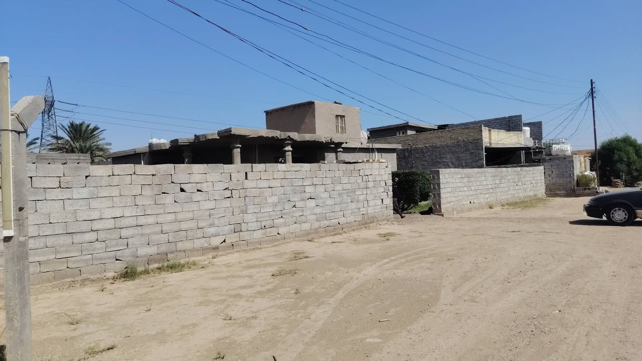 أرض للبيع مساحه 1000متر
تحتوي عله بيت 
العنوان /ناحيه الرشيد خط نفط صخريجه الغربيه 
المساحه /١٠٠٠ متر
نوع العقار /طابو زاعي سند ٢٥ /سند باسمي
الاستفسار /خاص او الاتصال عله الأرقام
      ***********اثير
  *********** كورك
