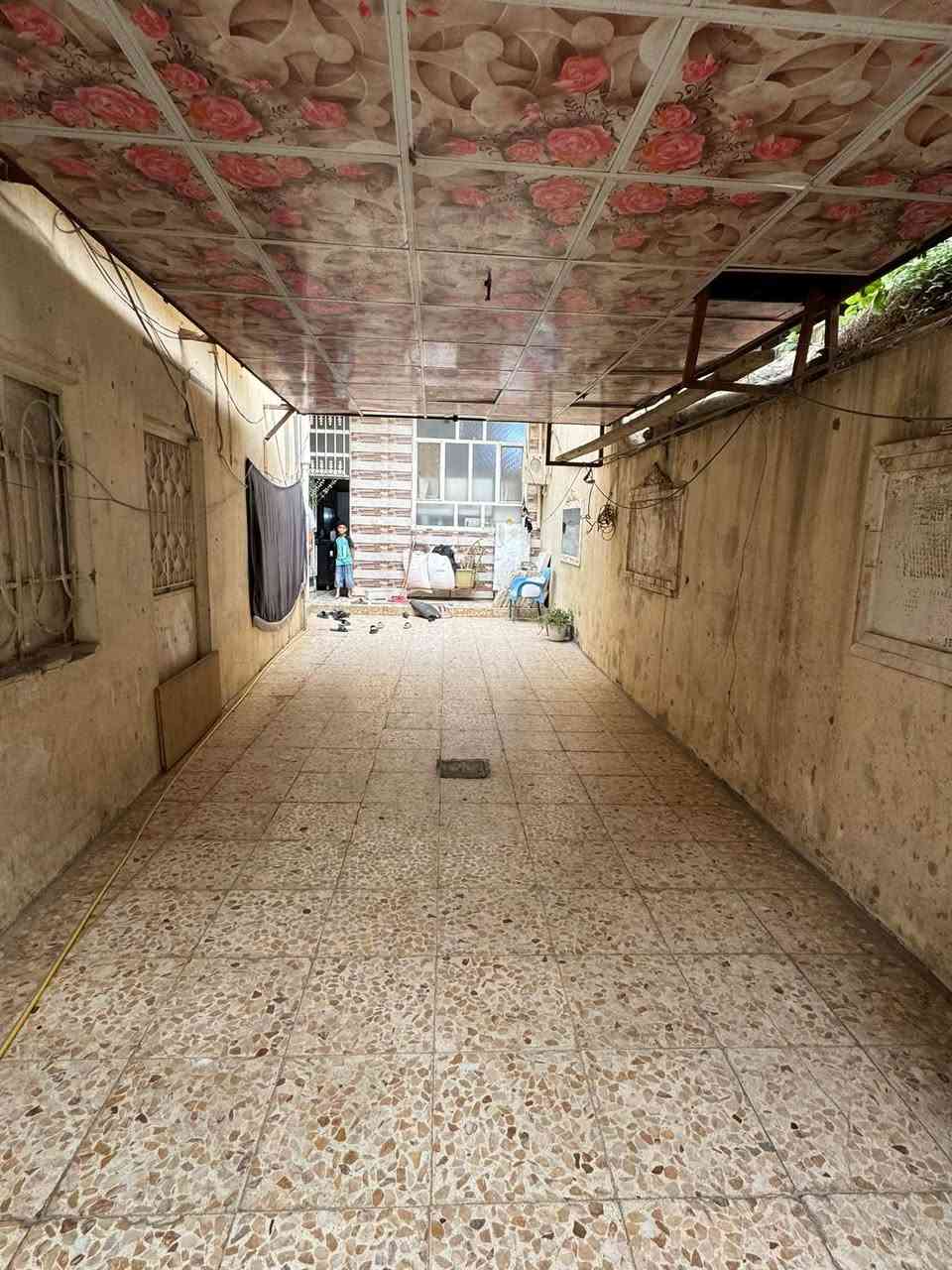 شارع نادر • ٢٥٠م • ٥ غرف