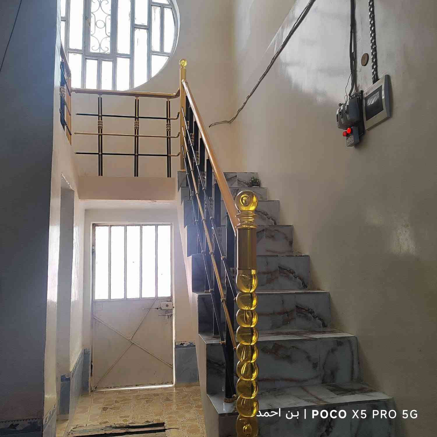 🏠 دار للبيع
📐 المساحه 250متر

📍 الموقع حي المعلمين

⚡ يتكون من غرفتين وصاله ومطبخ واستقبال

__بناء طابوك عگاده

💵 السعر خاص

📞 للاستفسار ادخل خاص وتدلل
  او الاتصال على الرقم ***********
